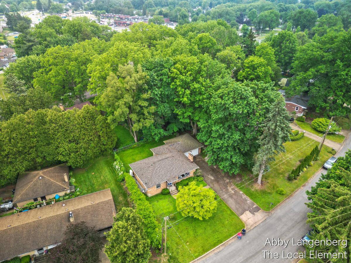 450 Newberg Avenue NW Grand Rapids MI 49504