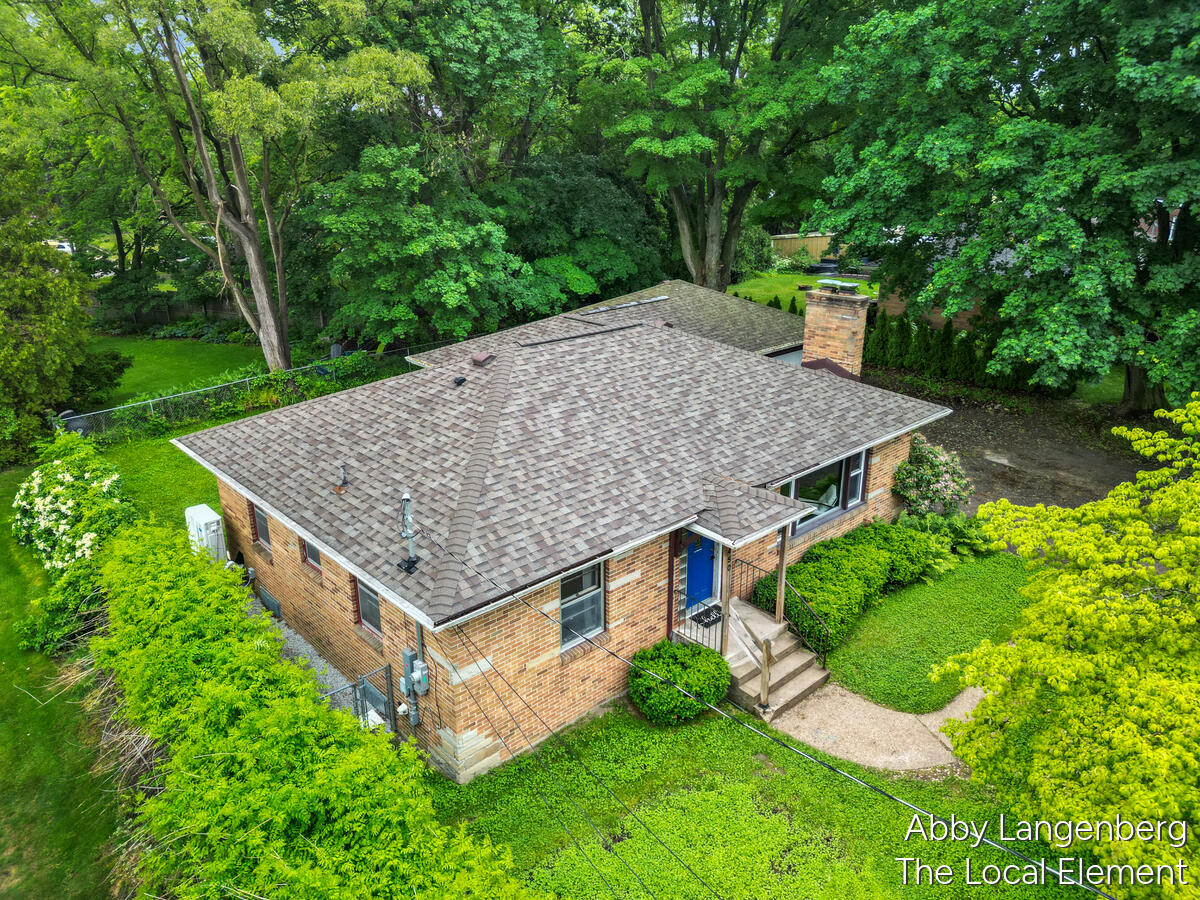 450 Newberg Avenue NW Grand Rapids MI 49504