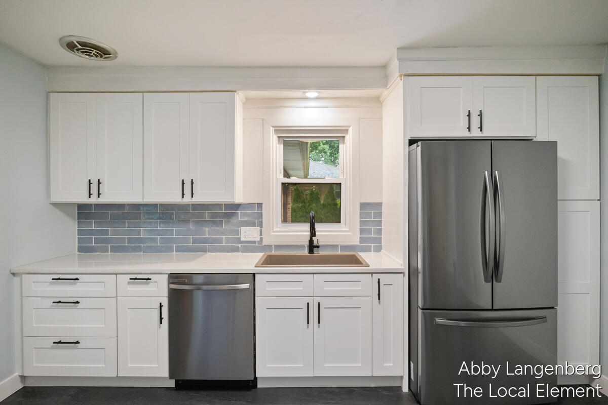 450 Newberg Avenue NW Grand Rapids MI 49504