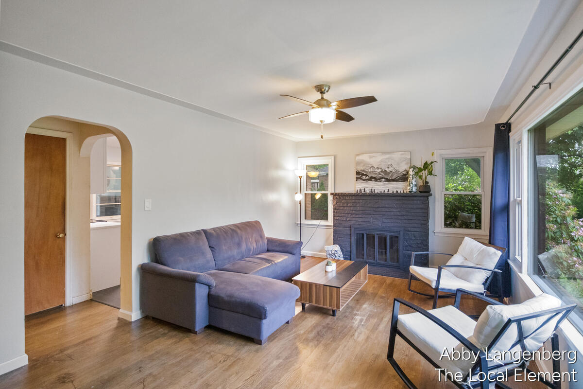 450 Newberg Avenue NW Grand Rapids MI 49504