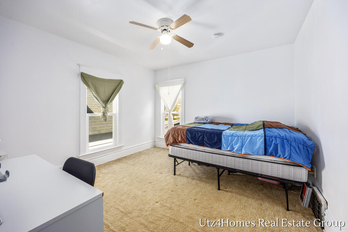 139 Sutton Street SW Grand Rapids MI 49507