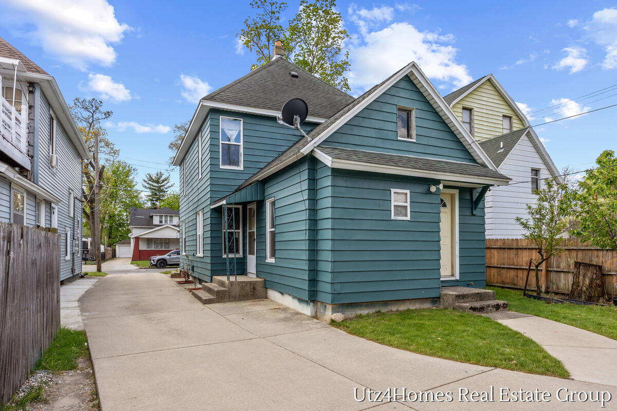 139 Sutton Street SW Grand Rapids MI 49507