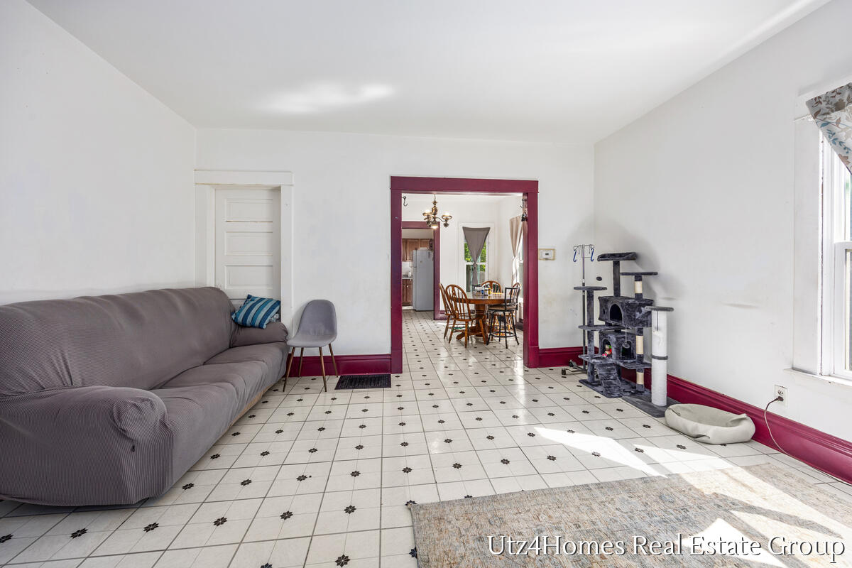 139 Sutton Street SW Grand Rapids MI 49507