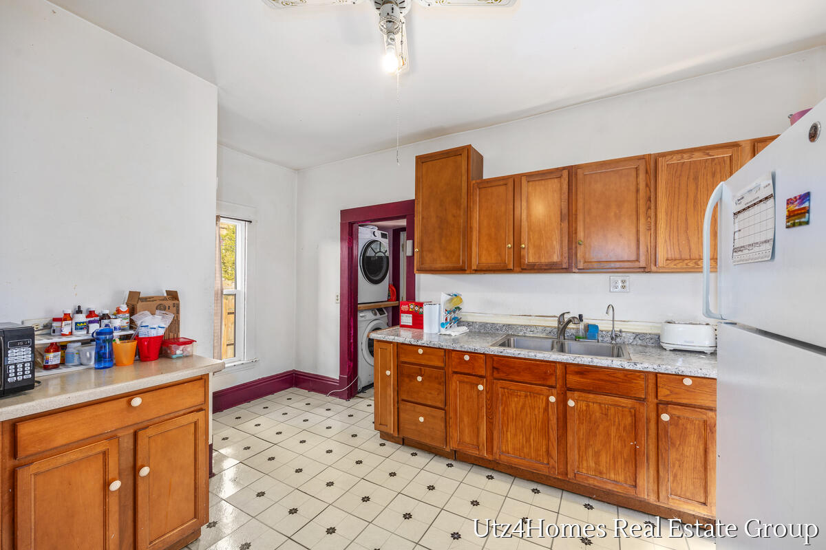 139 Sutton Street SW Grand Rapids MI 49507