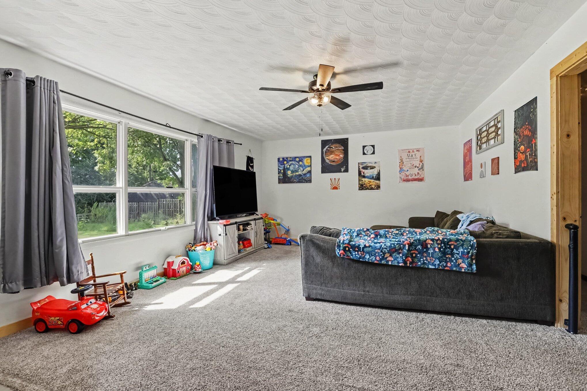 5105 Wayside Path Stevensville MI 49127