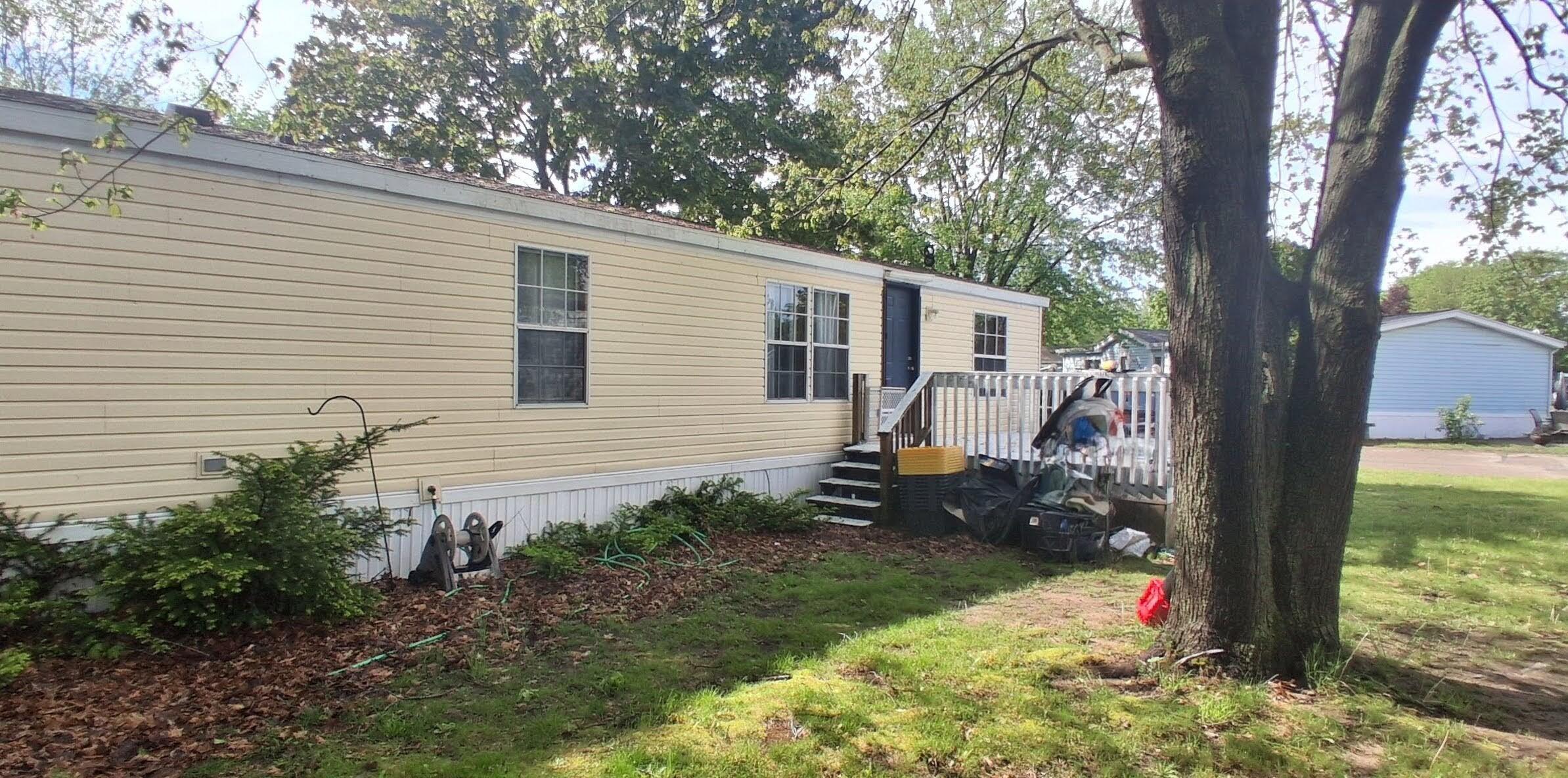 4502 Saturn Drive NE Rockford MI 49341