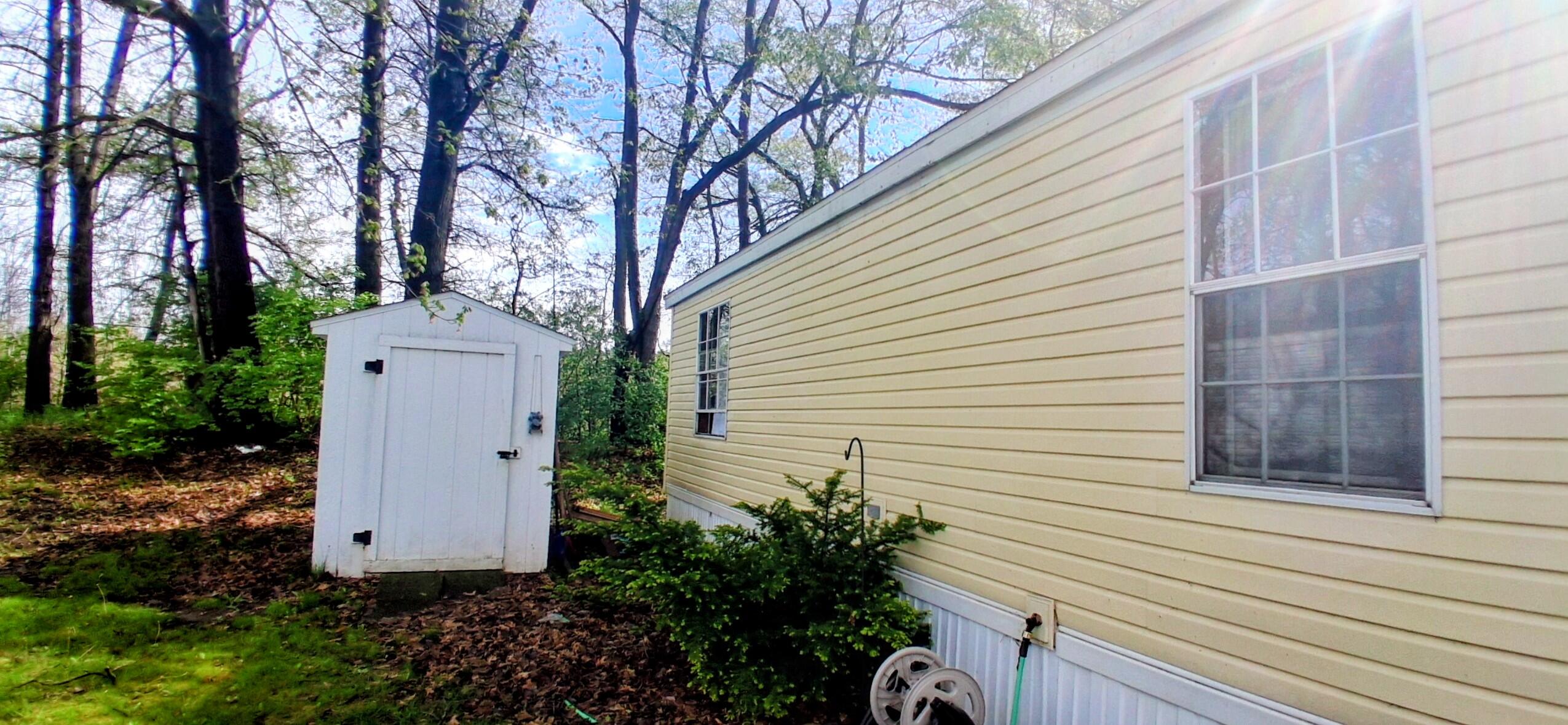 4502 Saturn Drive NE Rockford MI 49341