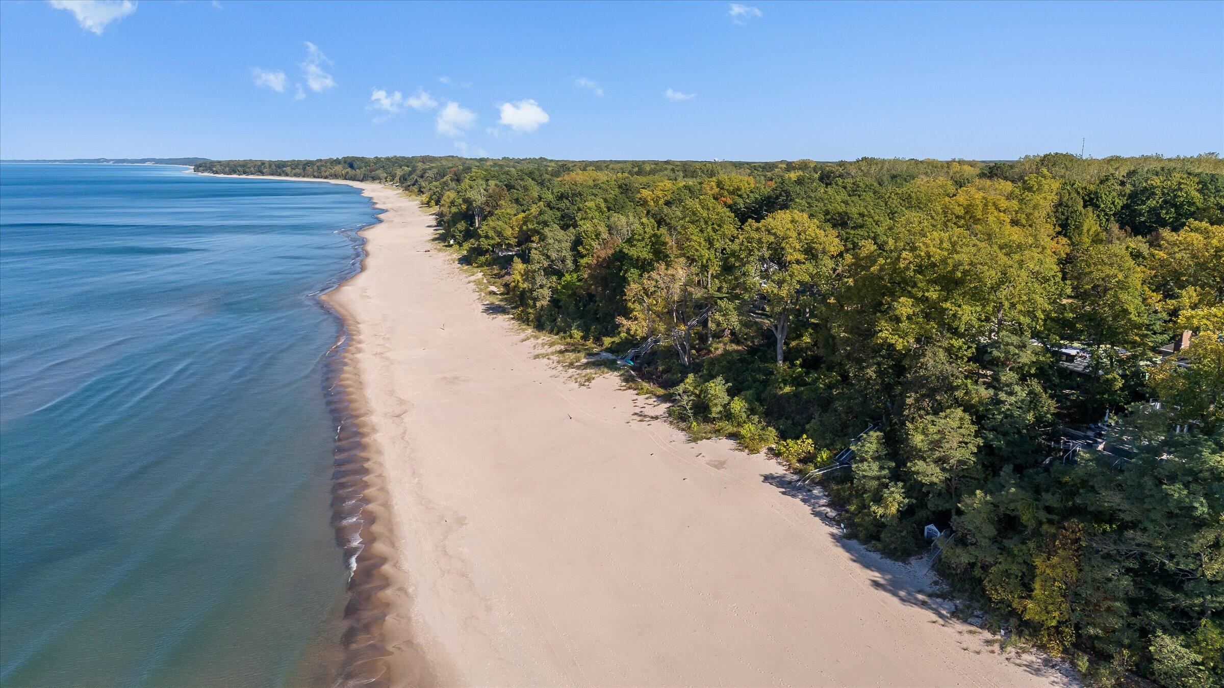 10222 Town Line Road Union Pier MI 49129