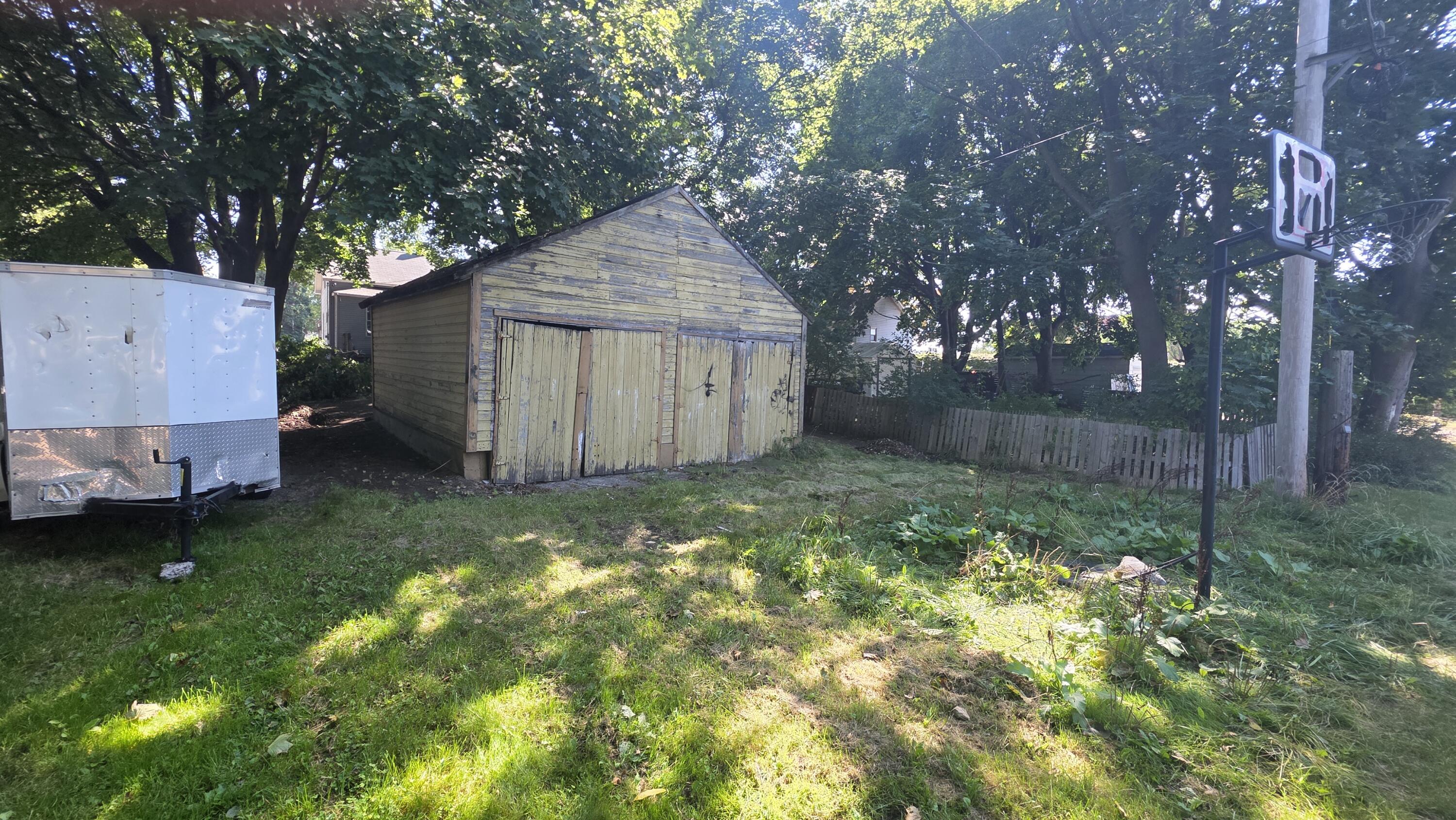 207 N Rath Avenue Ludington MI 49431