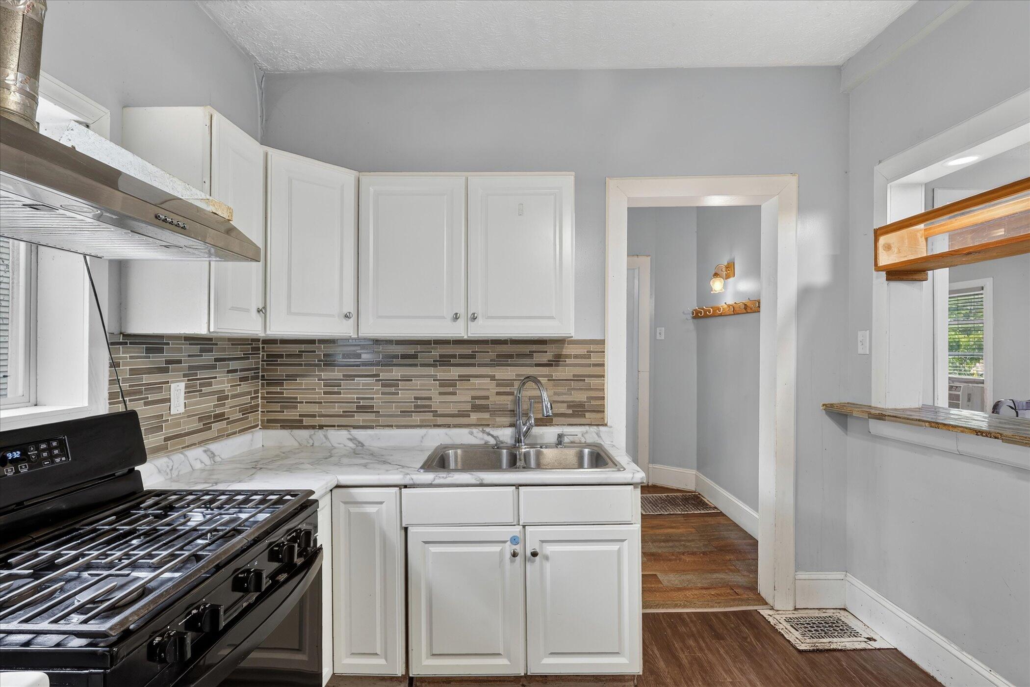 243 Delaware Street SE Grand Rapids MI 49507