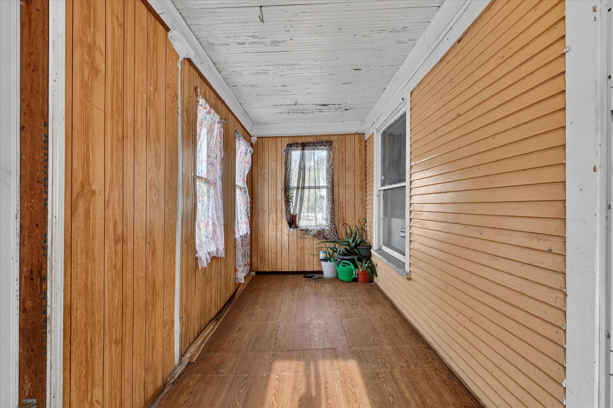 243 Delaware Street SE Grand Rapids MI 49507