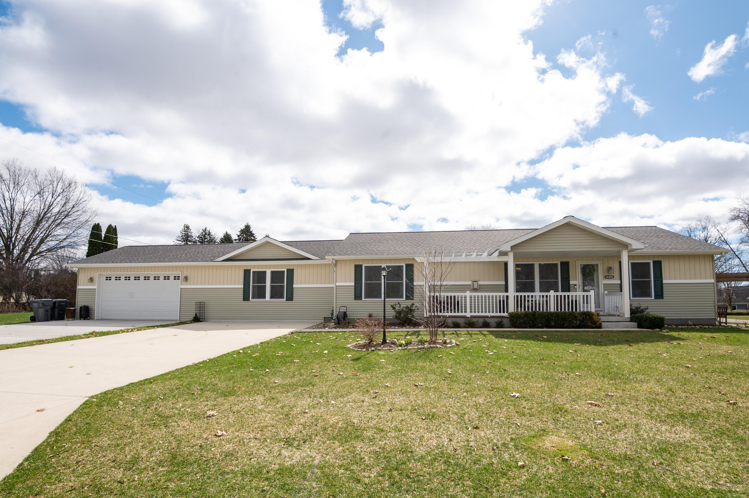 50306 Pleasant Street Dowagiac MI 49047