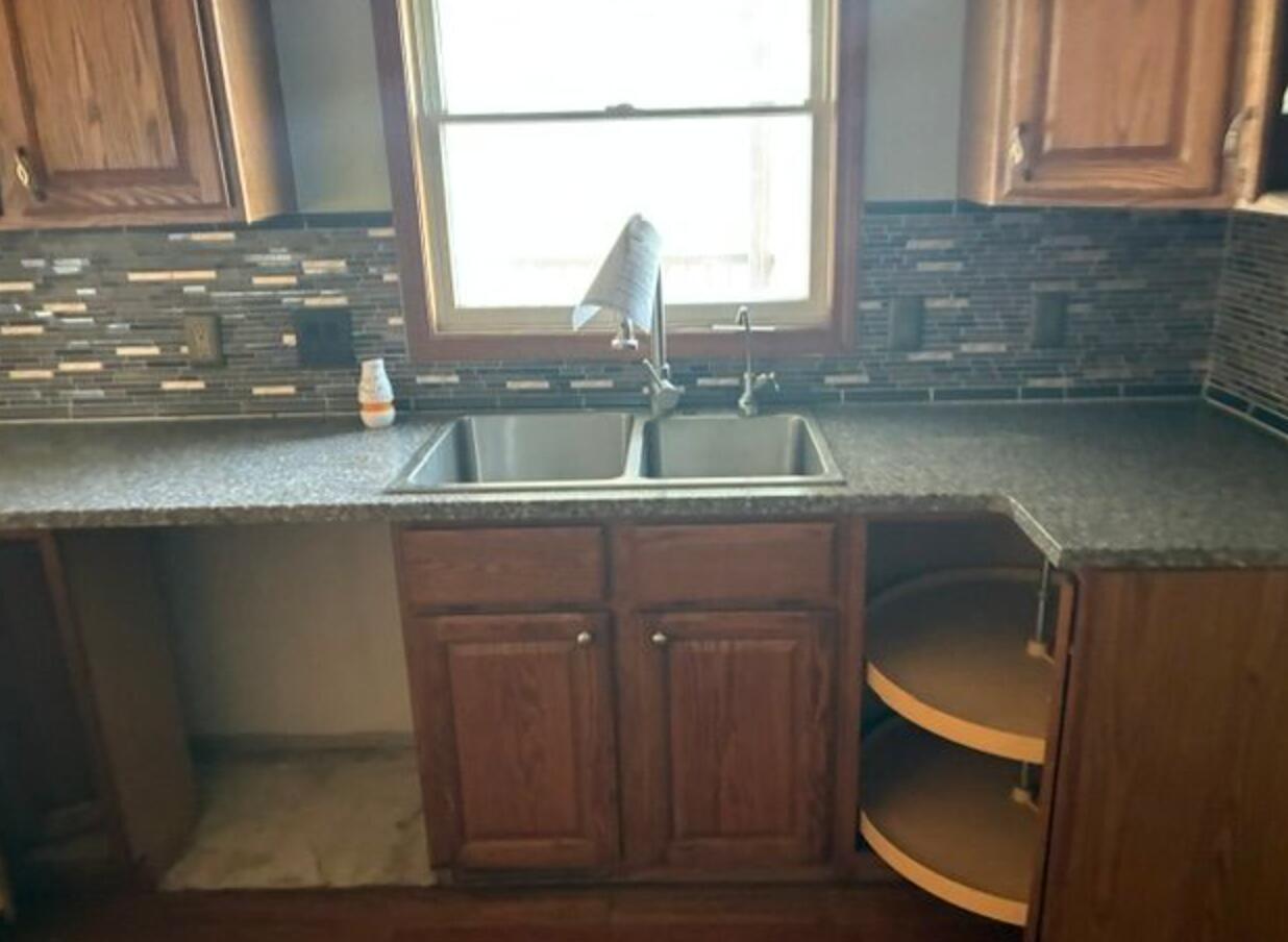 435 26th Street Allegan MI 49010