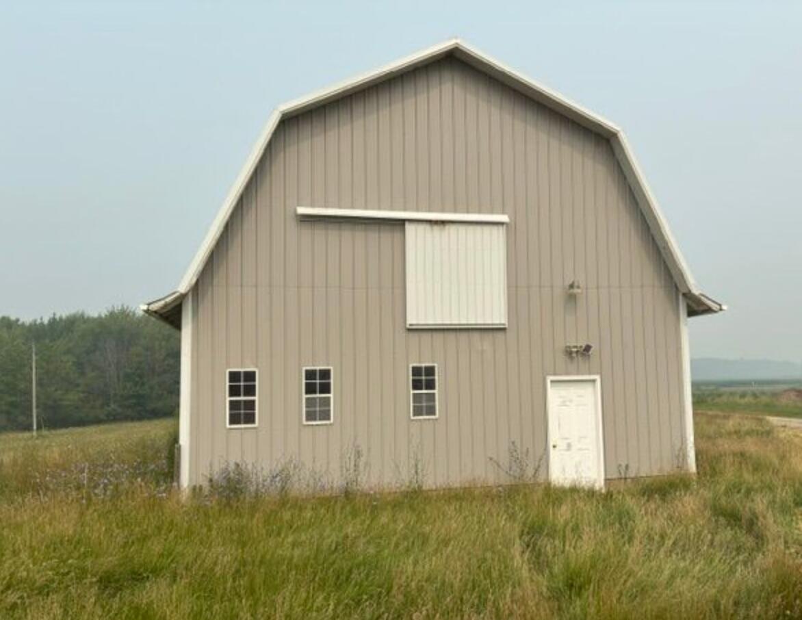 435 26th Street Allegan MI 49010