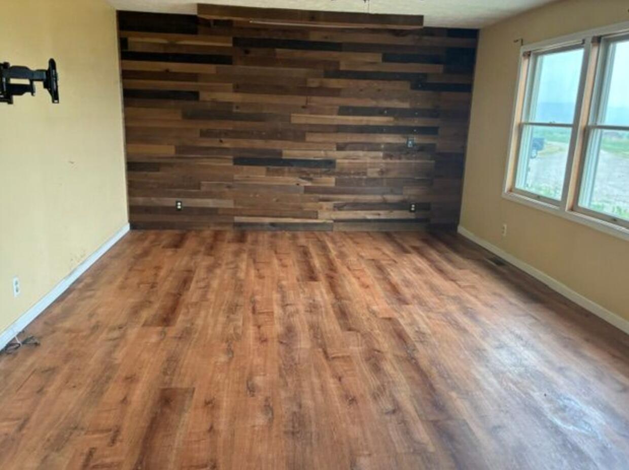 435 26th Street Allegan MI 49010
