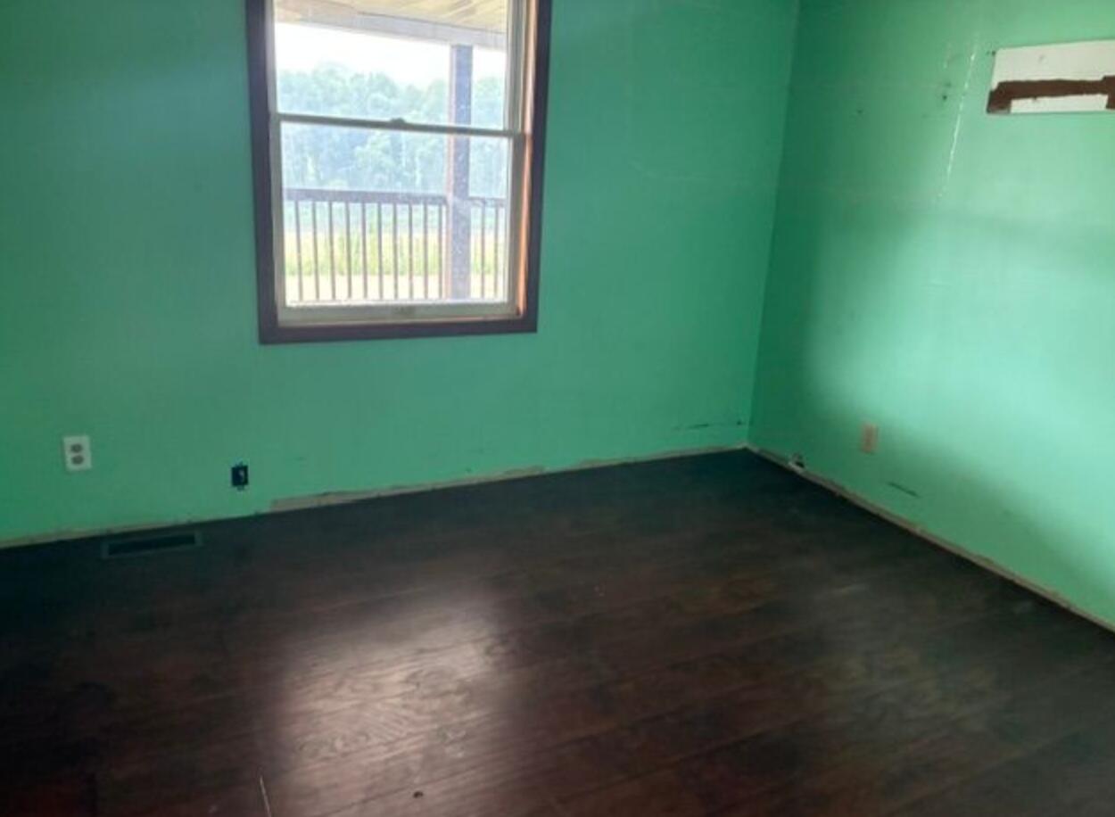 435 26th Street Allegan MI 49010
