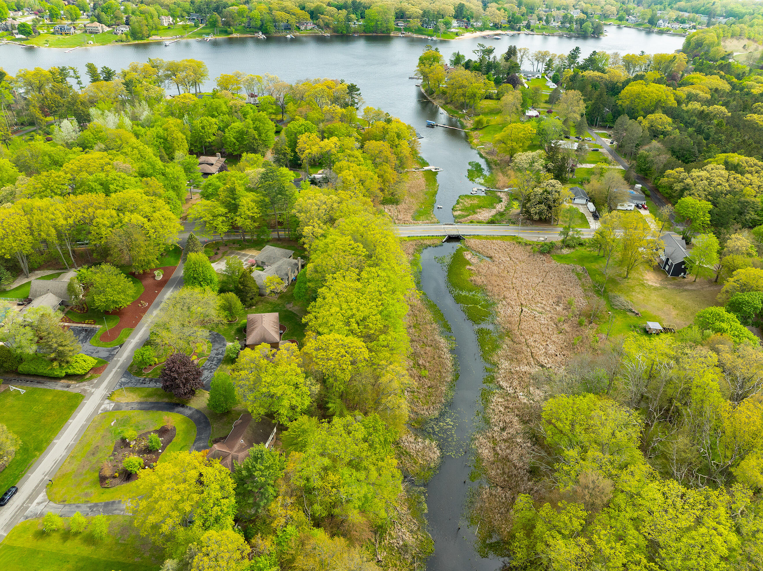 4083 Braeburn Drive Muskegon MI 49441