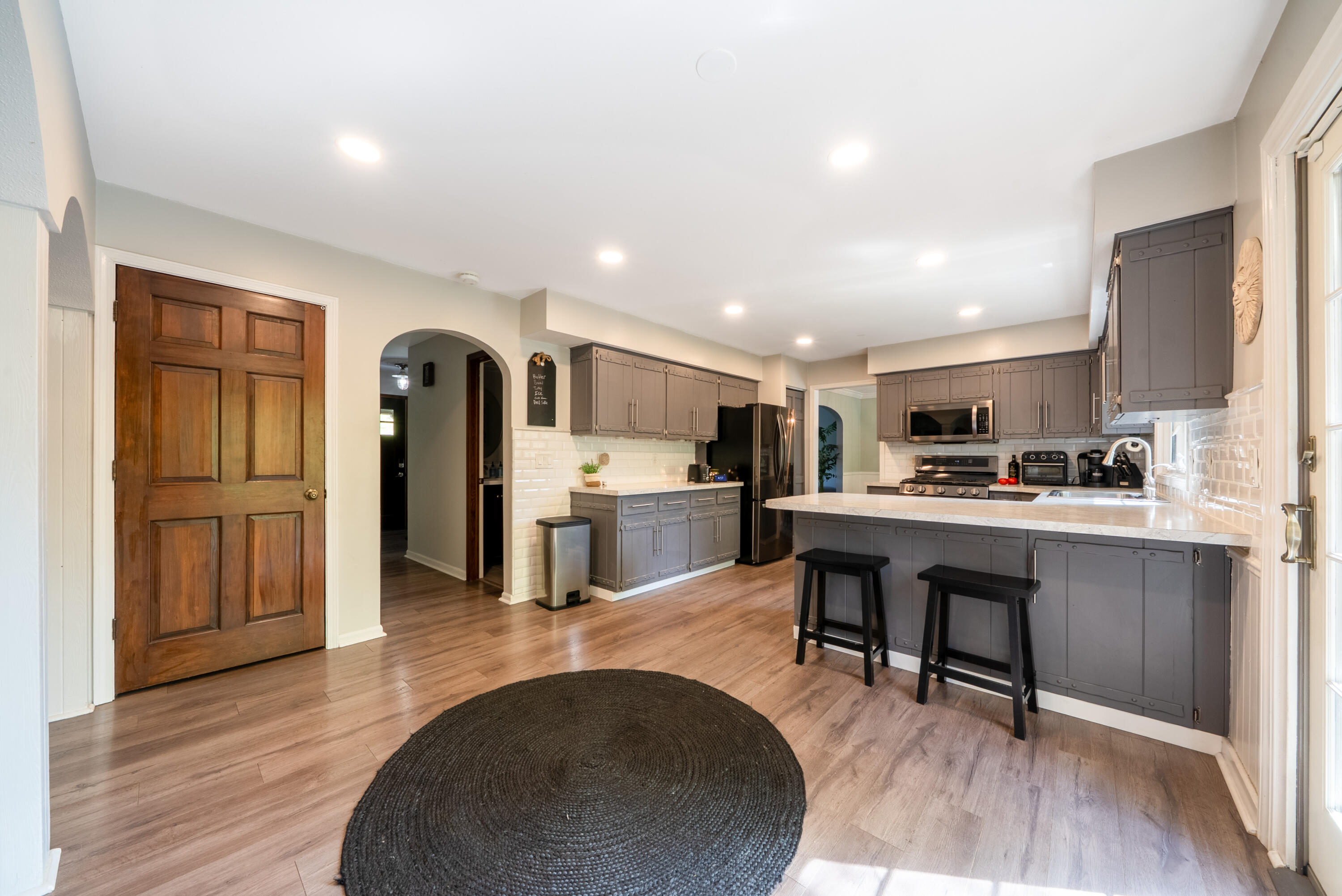 4083 Braeburn Drive Muskegon MI 49441