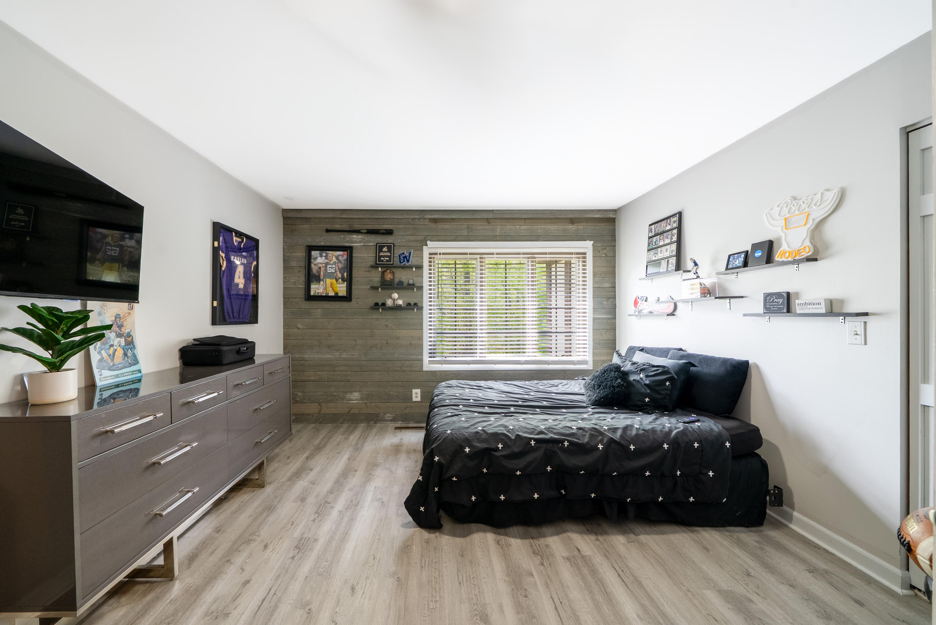 4083 Braeburn Drive Muskegon MI 49441