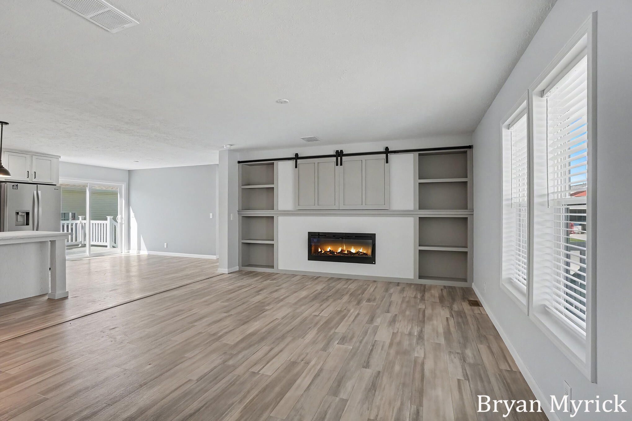 4738 Floral Wood Lane Holland MI 49423