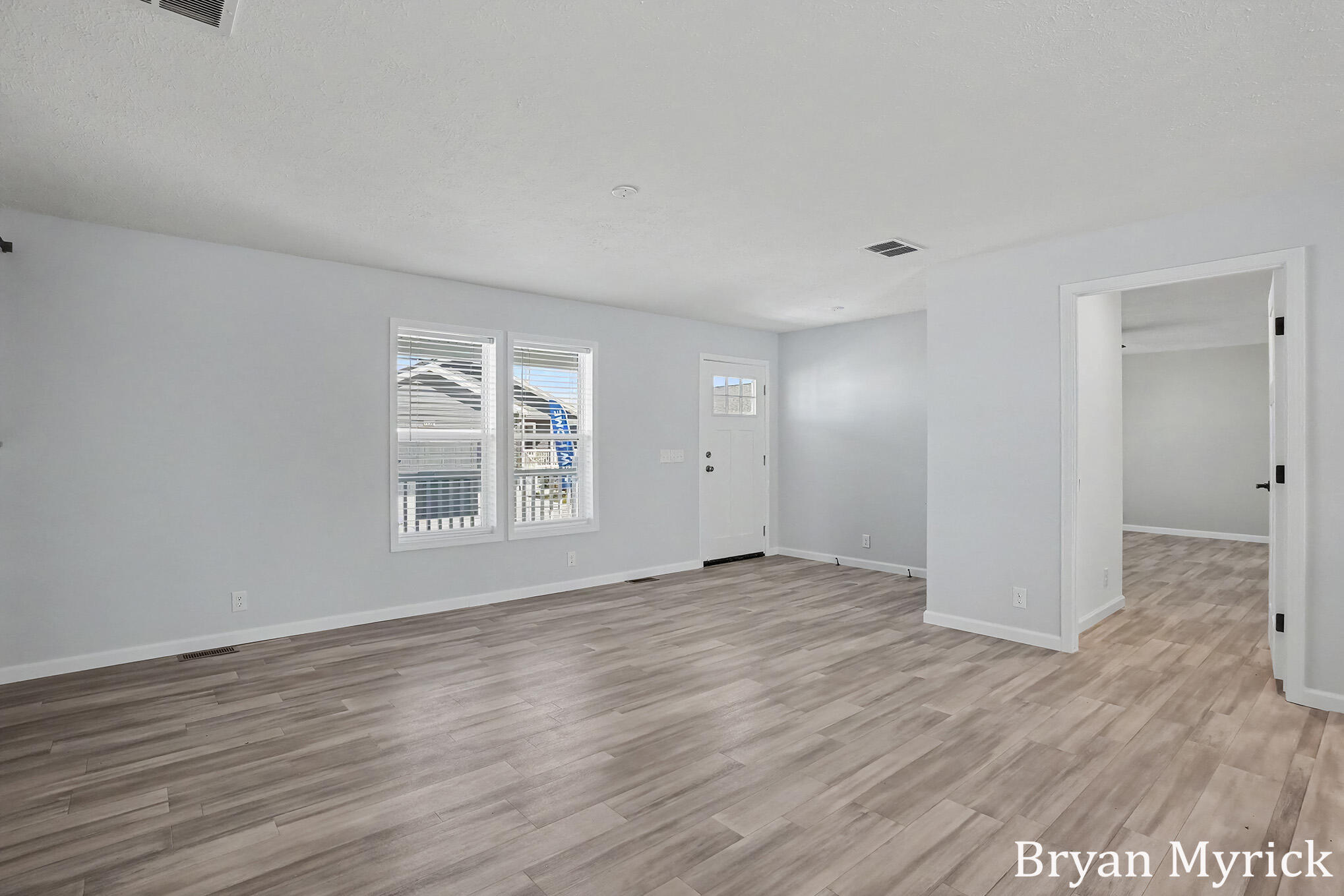 4738 Floral Wood Lane Holland MI 49423