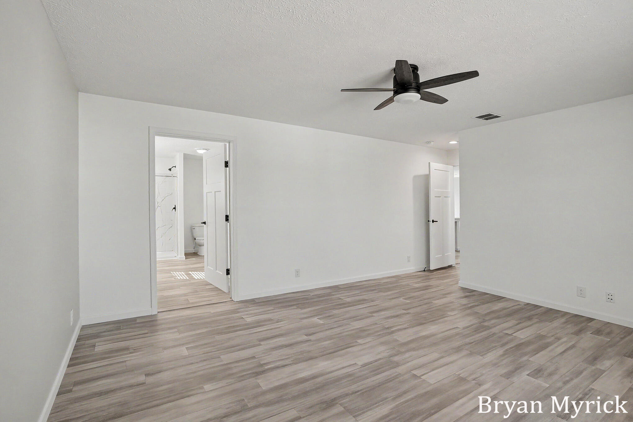 4738 Floral Wood Lane Holland MI 49423