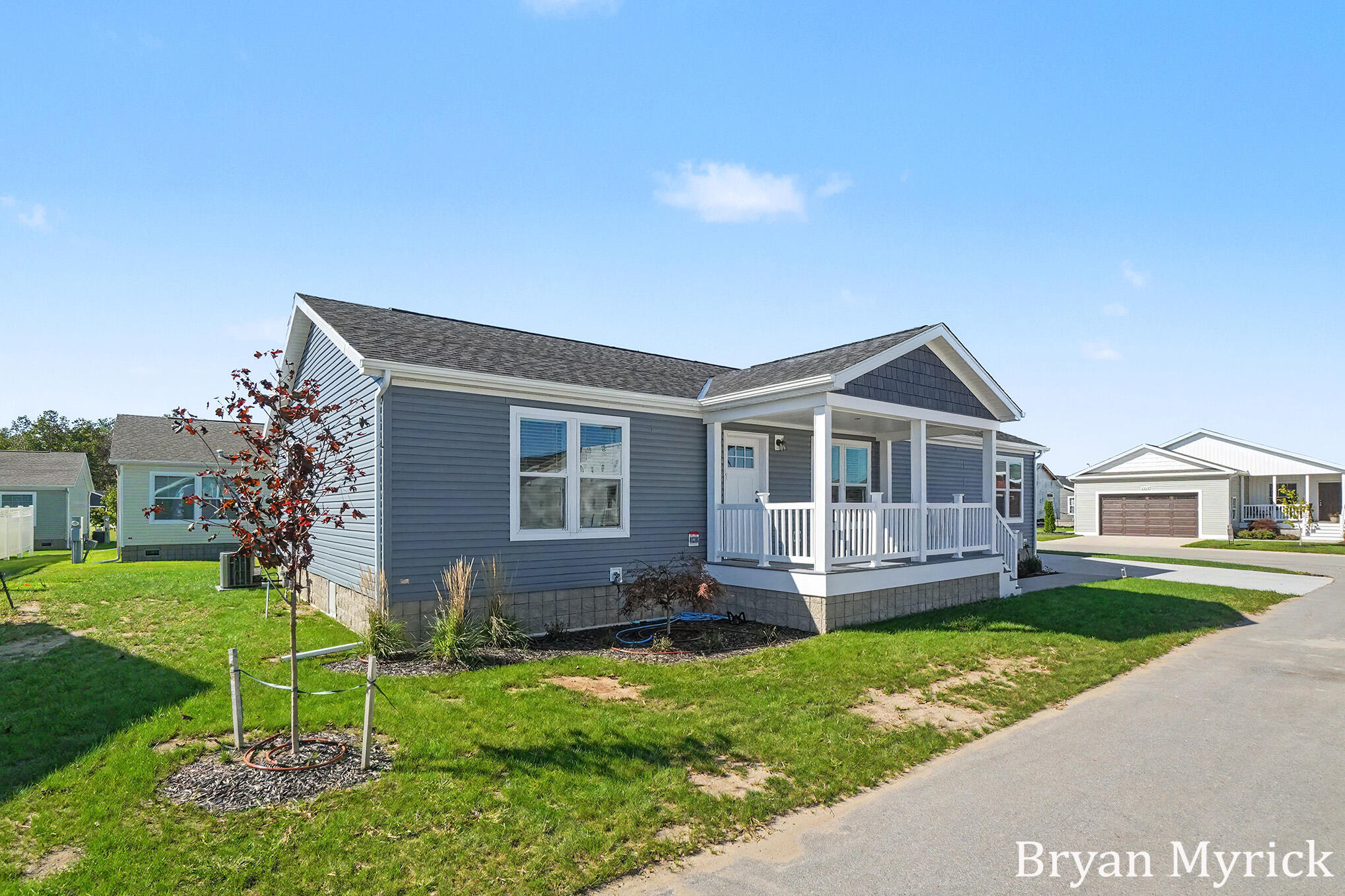 4738 Floral Wood Lane Holland MI 49423