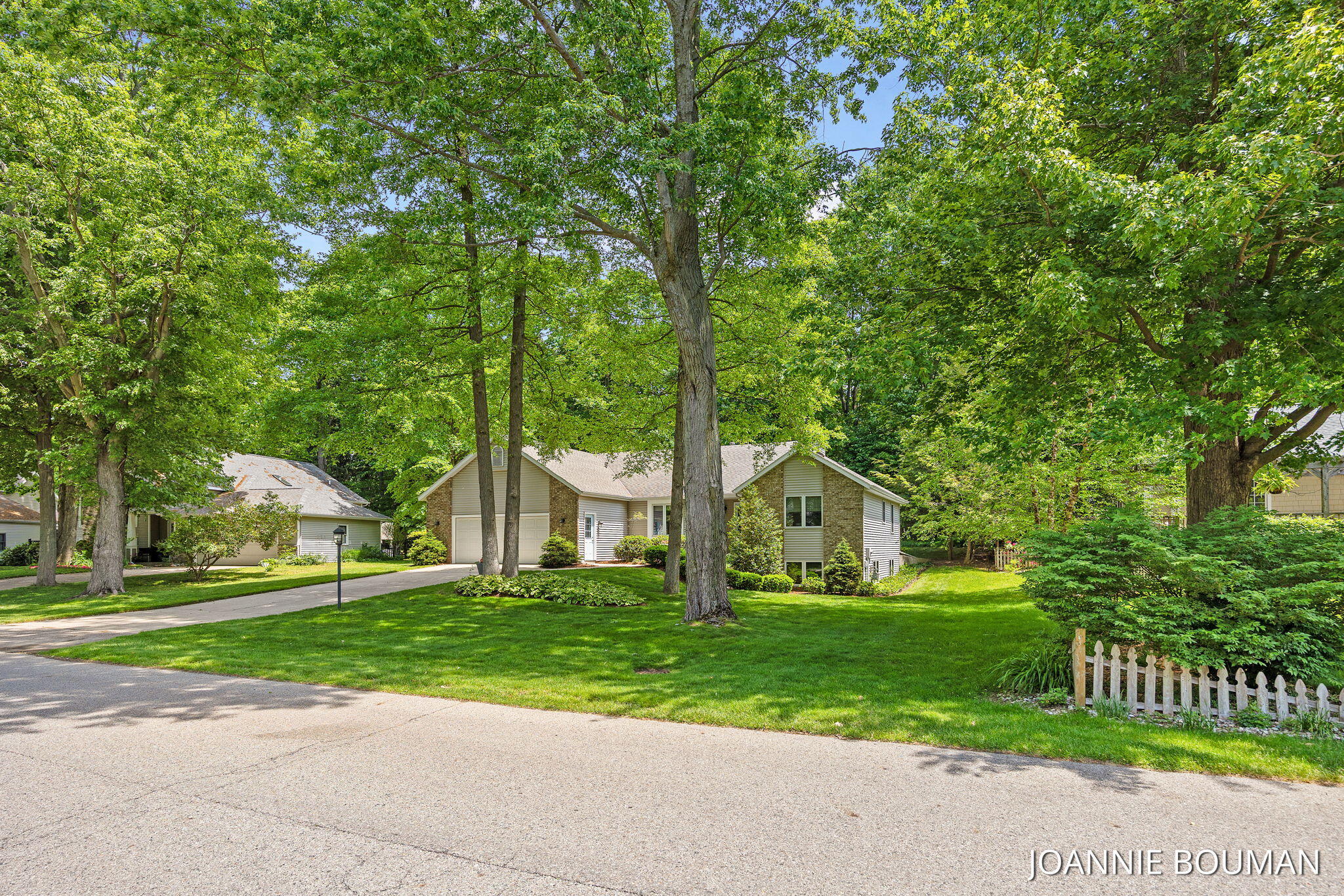 4629 Pine Drive Holland MI 49423