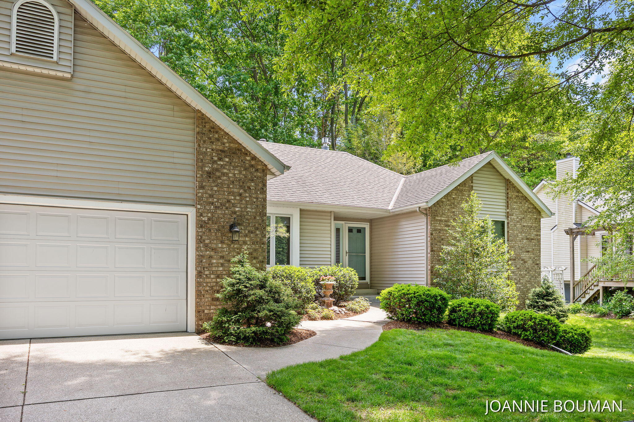 4629 Pine Drive Holland MI 49423