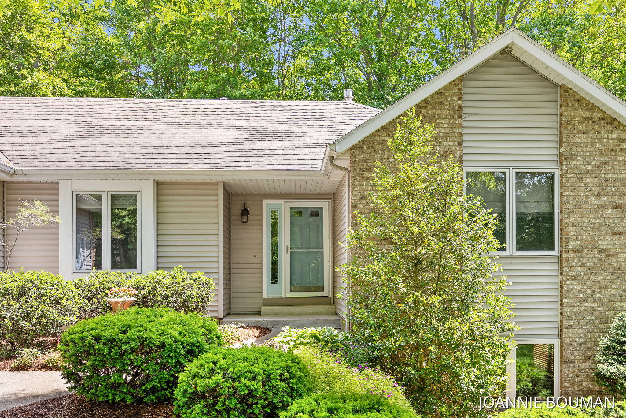 4629 Pine Drive Holland MI 49423