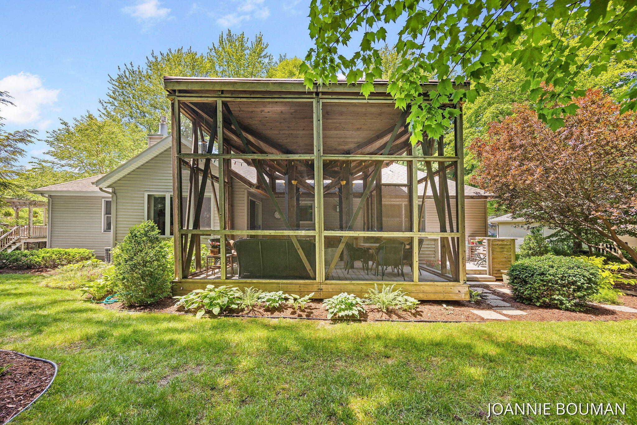 4629 Pine Drive Holland MI 49423