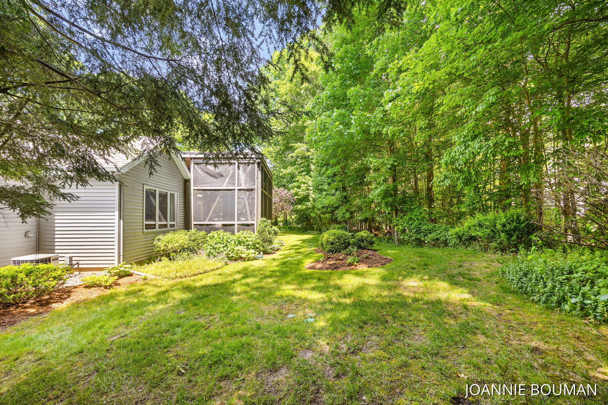 4629 Pine Drive Holland MI 49423