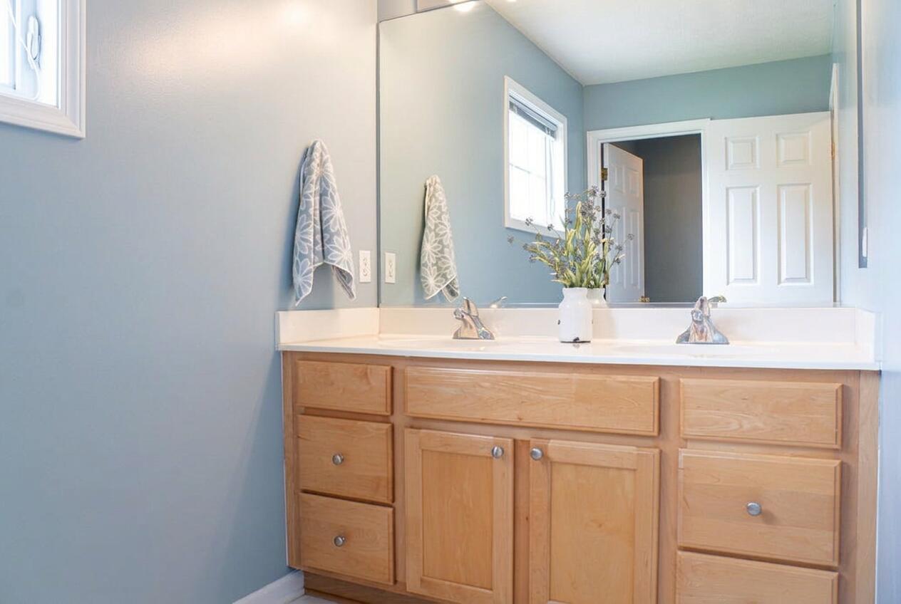 9861 Chambray Street Portage MI 49002