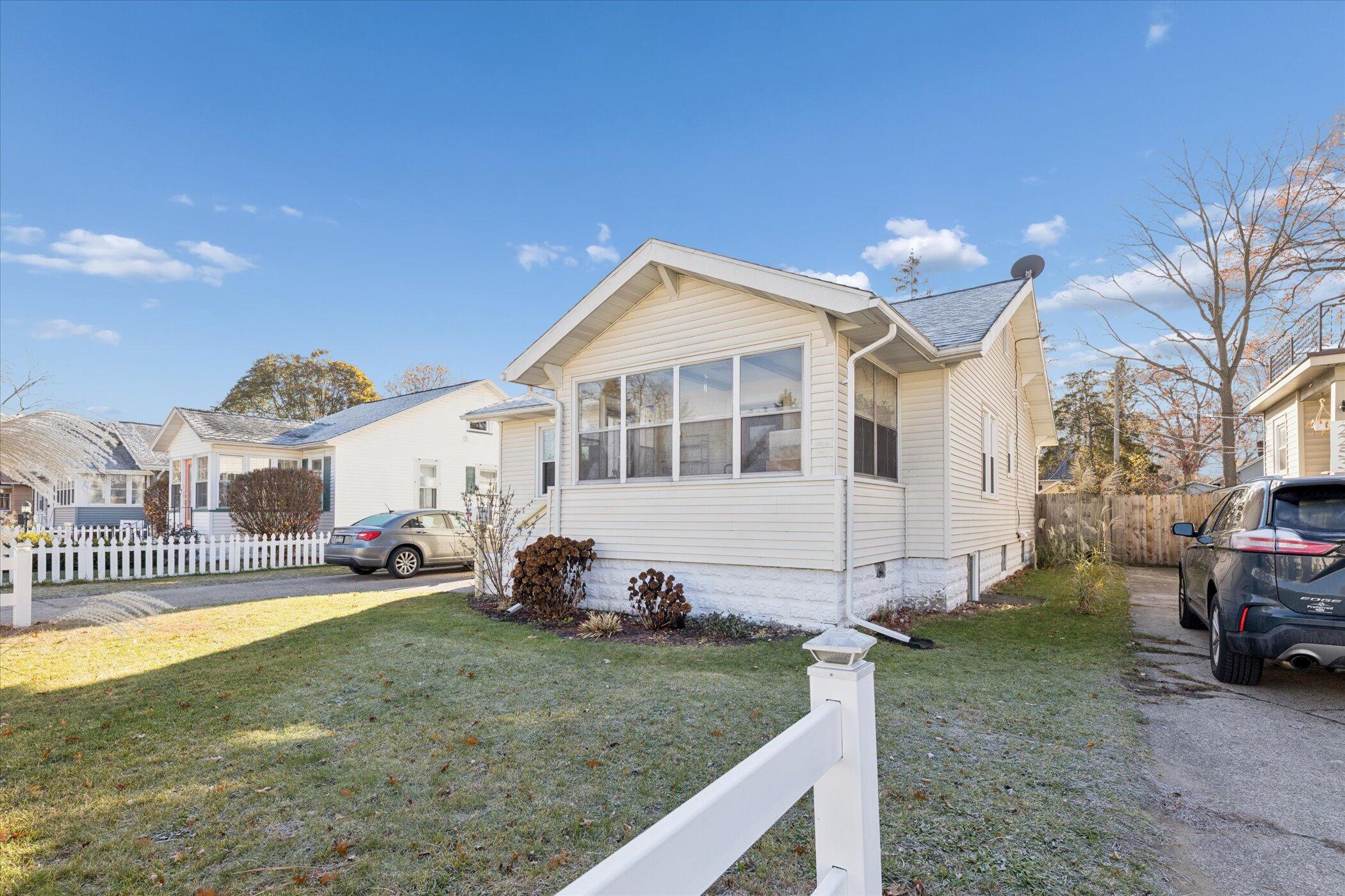 2245 Morton Avenue Muskegon MI 49441