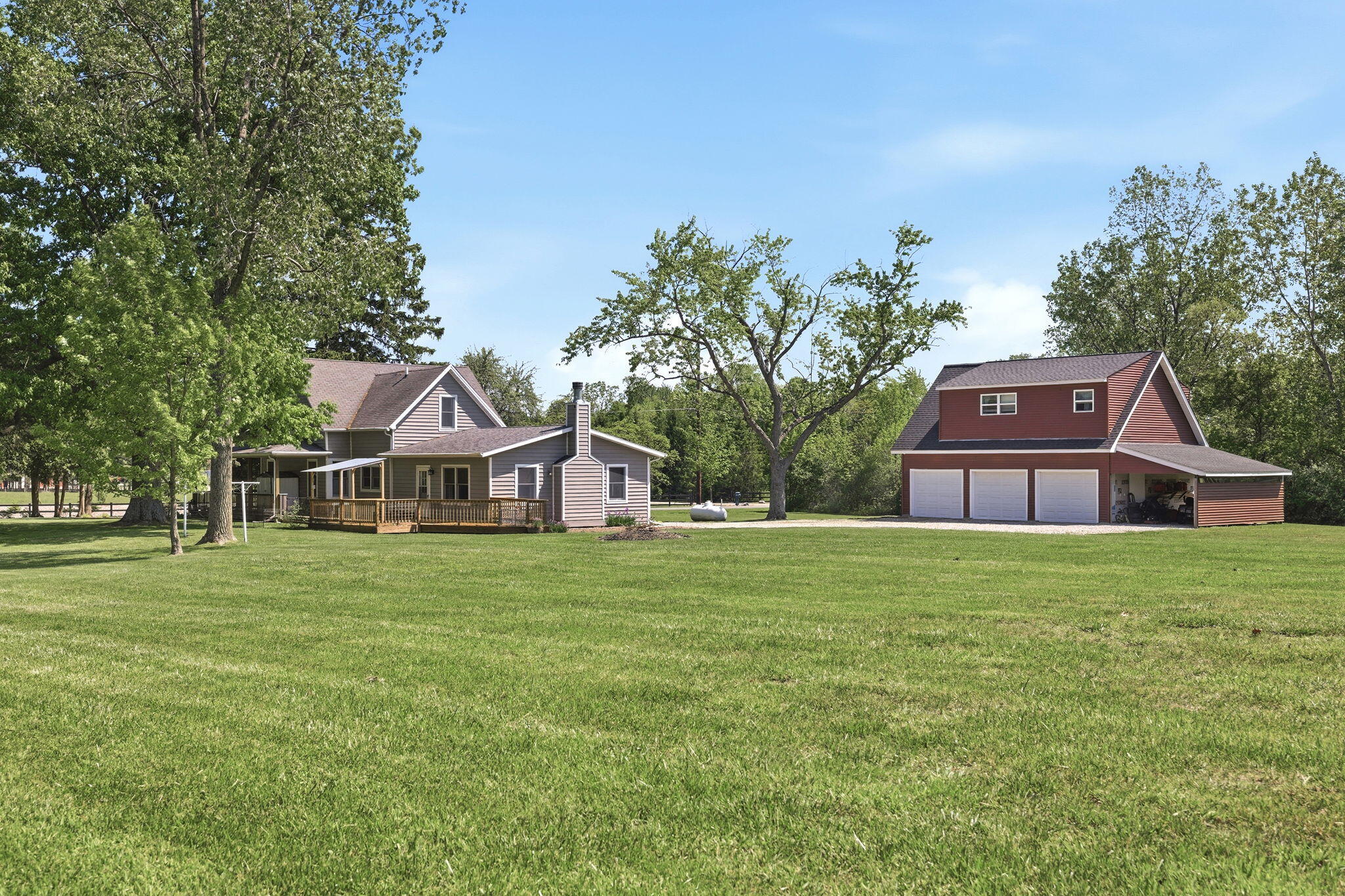 7780 W East Road Three Oaks MI 49128