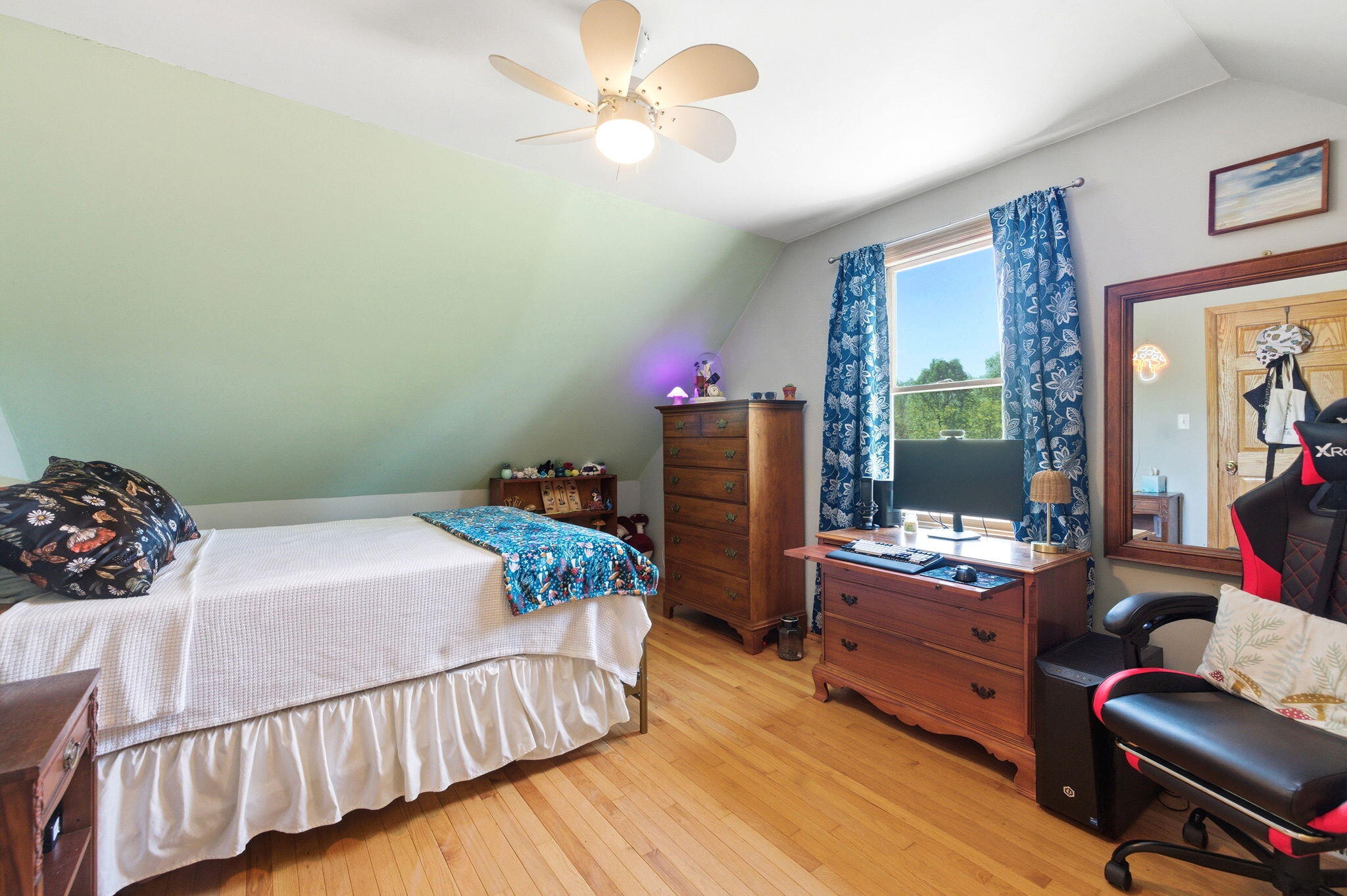 7780 W East Road Three Oaks MI 49128