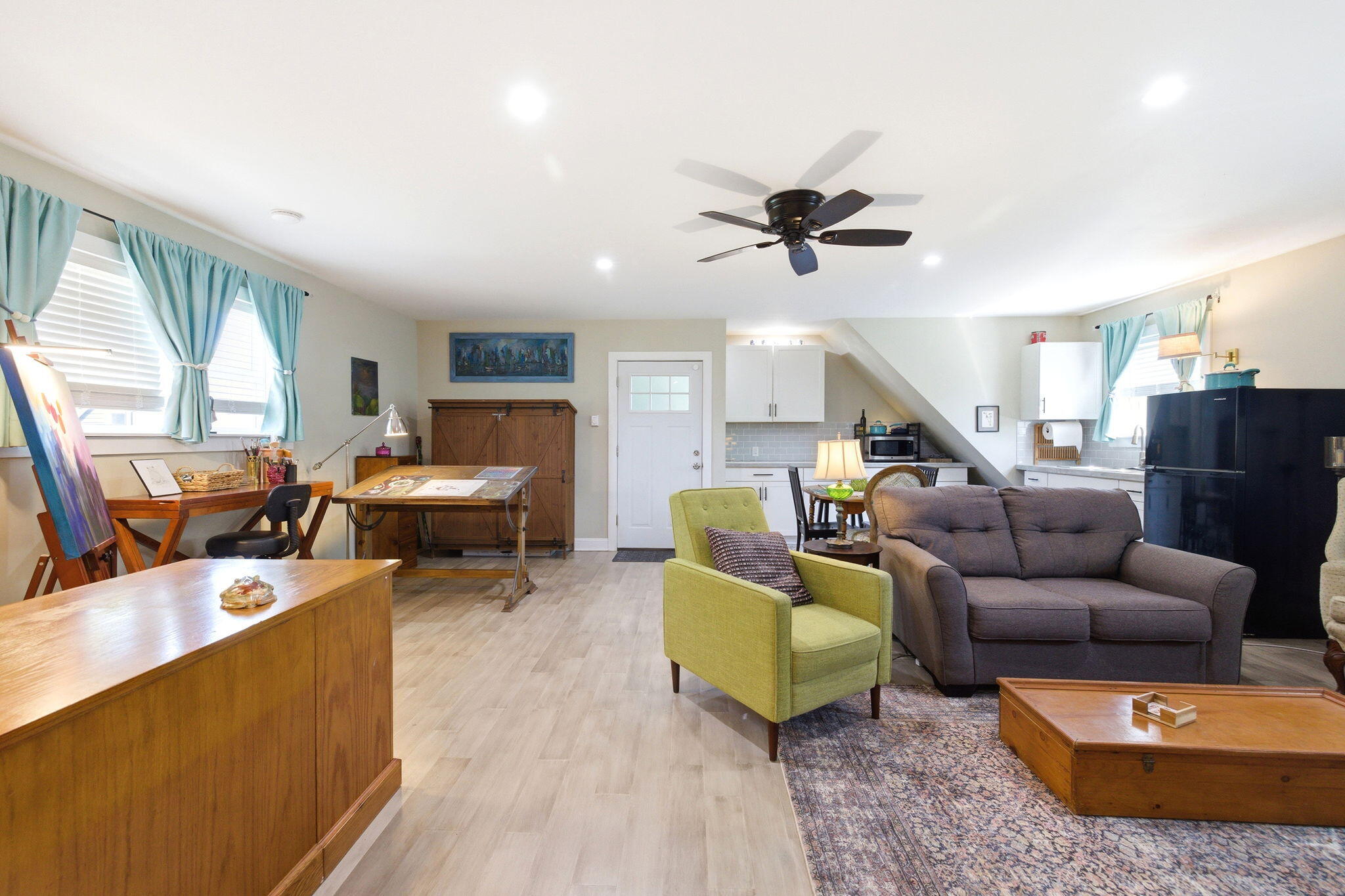 7780 W East Road Three Oaks MI 49128