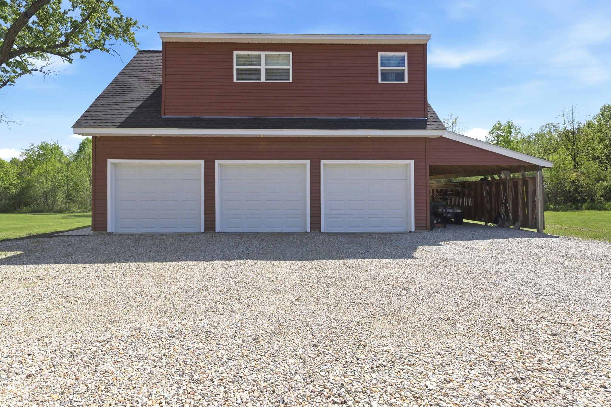 7780 W East Road Three Oaks MI 49128