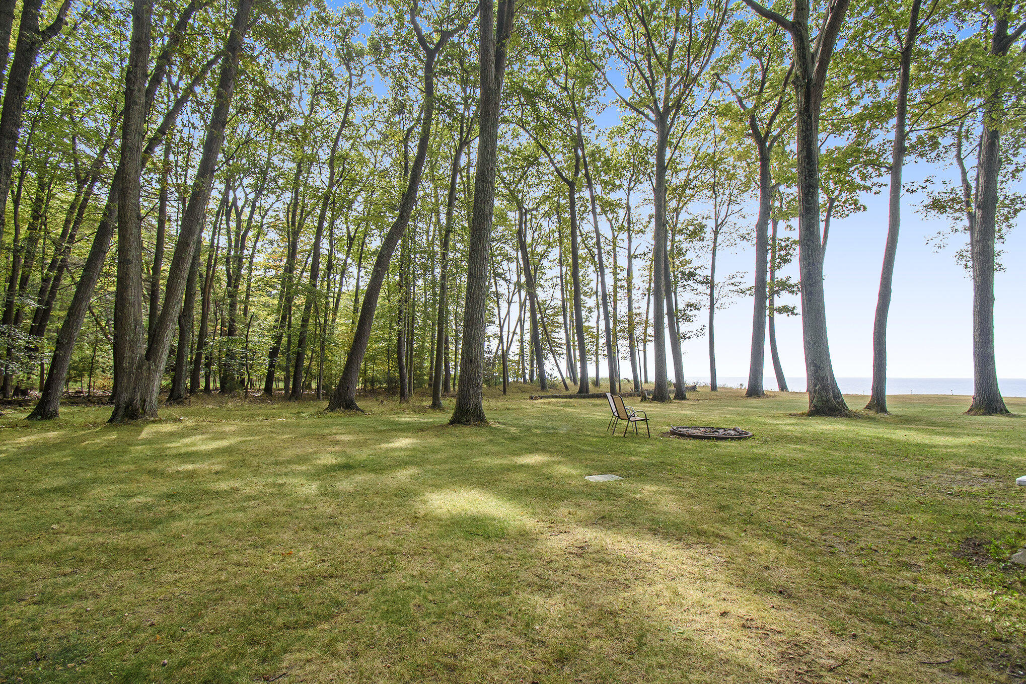 2013 N Scenic Drive Muskegon MI 49445