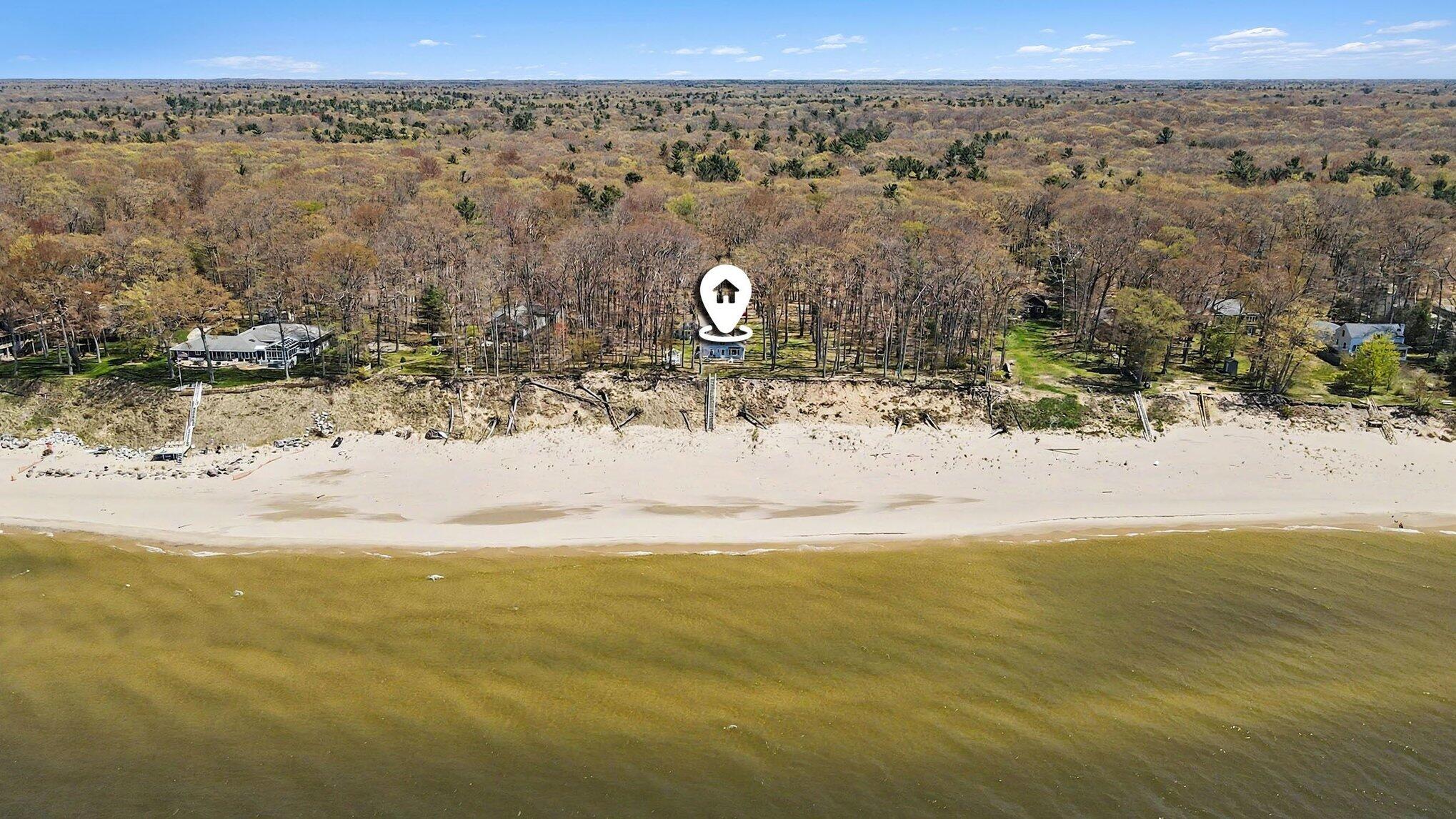 2013 N Scenic Drive Muskegon MI 49445