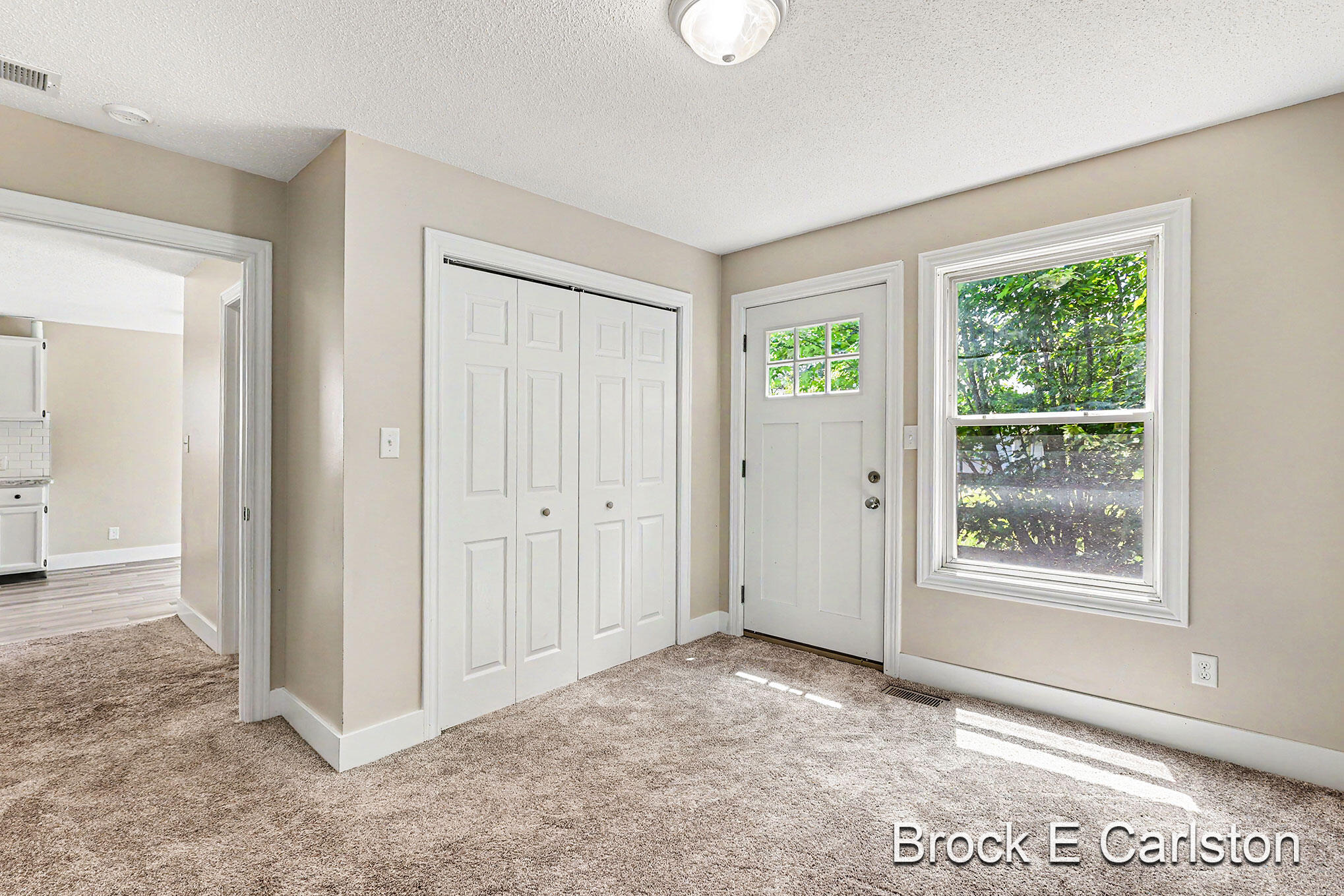 643 E Sternberg Road Norton Shores MI 49441
