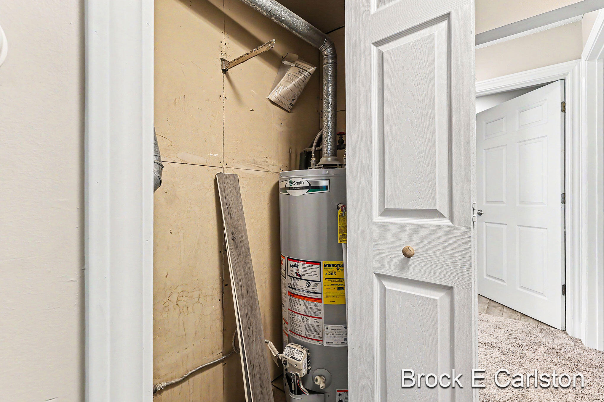 643 E Sternberg Road Norton Shores MI 49441