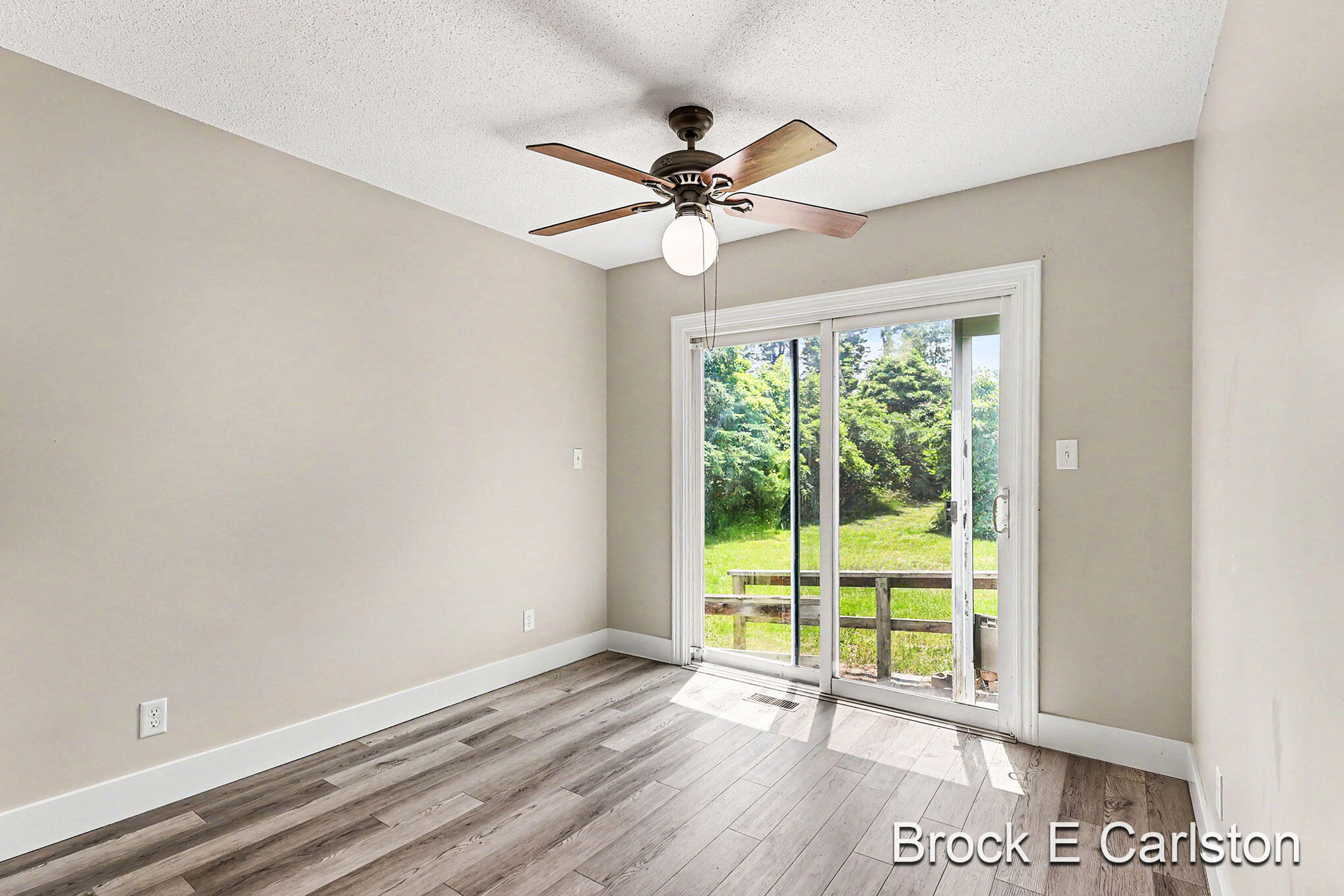 643 E Sternberg Road Norton Shores MI 49441