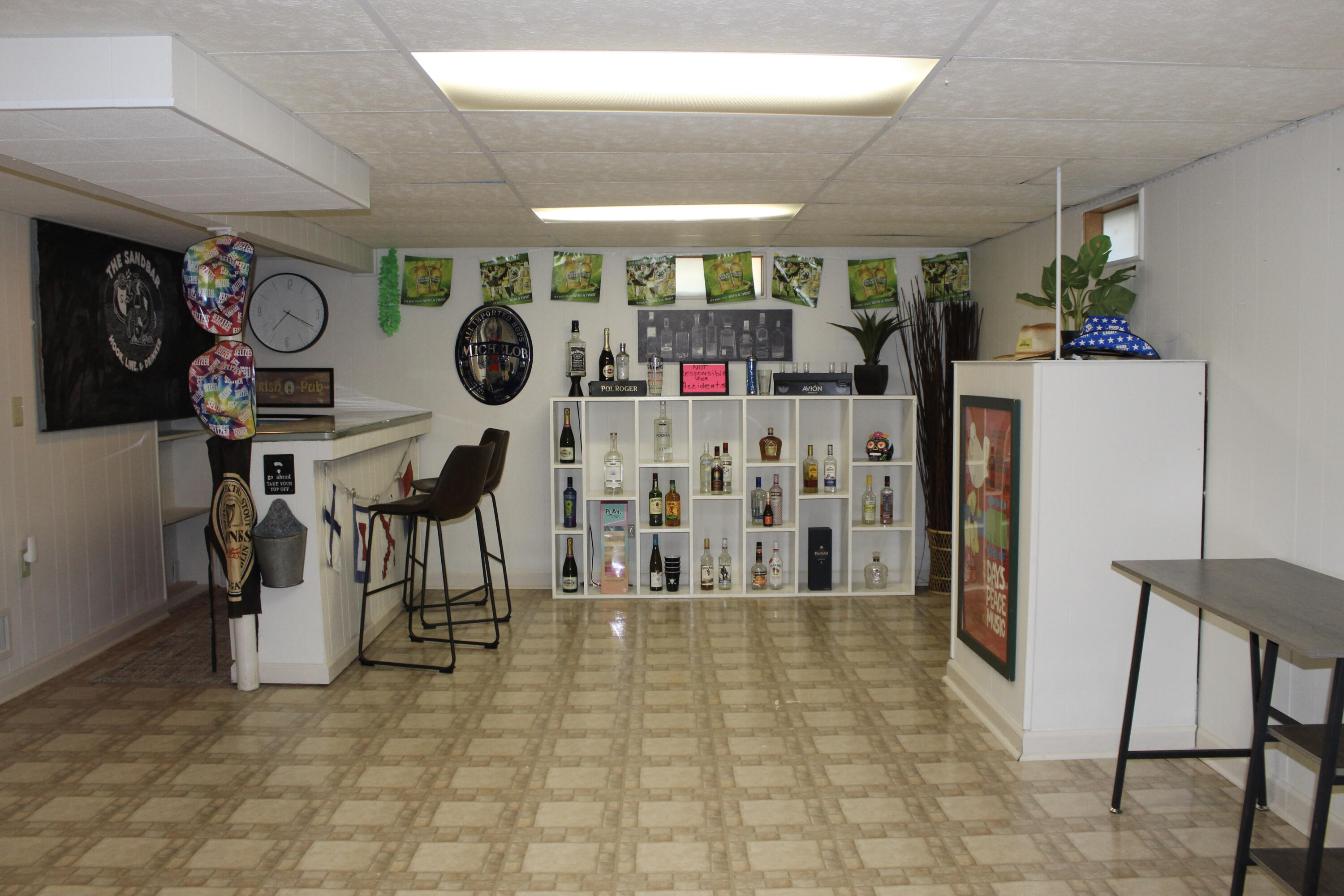 22555 Diamond Cove Street Cassopolis MI 49031