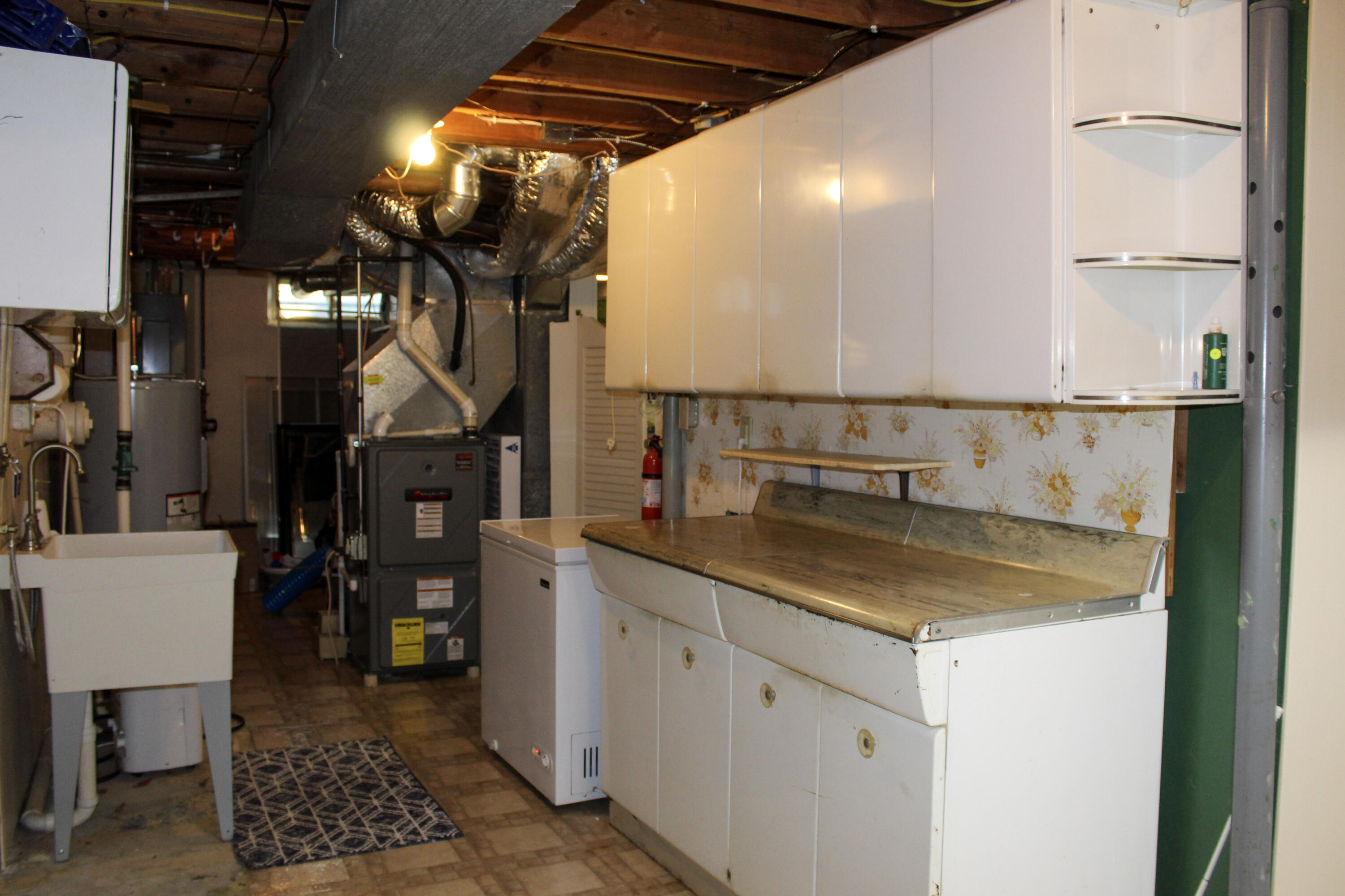 22555 Diamond Cove Street Cassopolis MI 49031