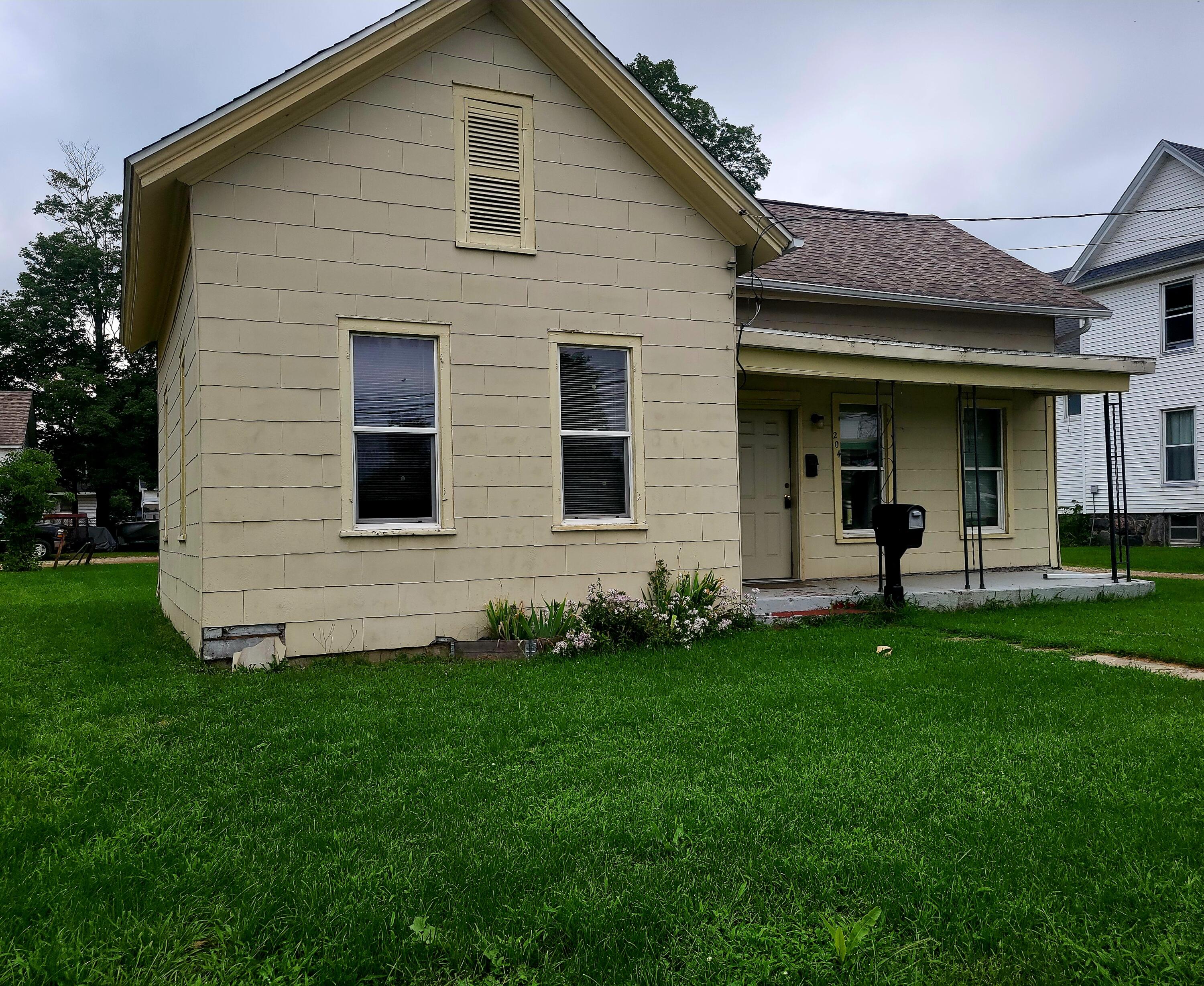 204 W Delaware Street Decatur MI 49045