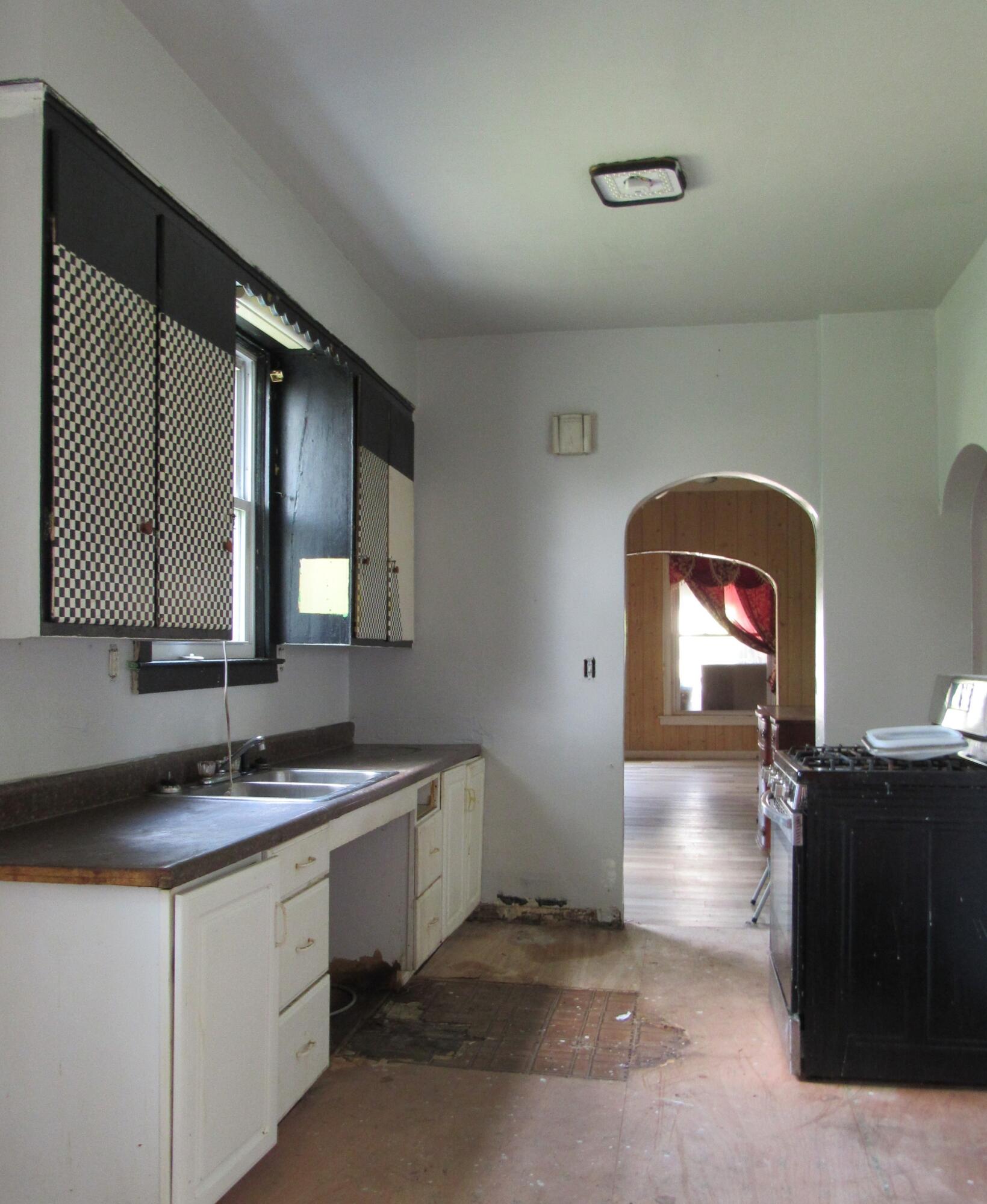 1167 Lafayette Avenue SE Grand Rapids MI 49507