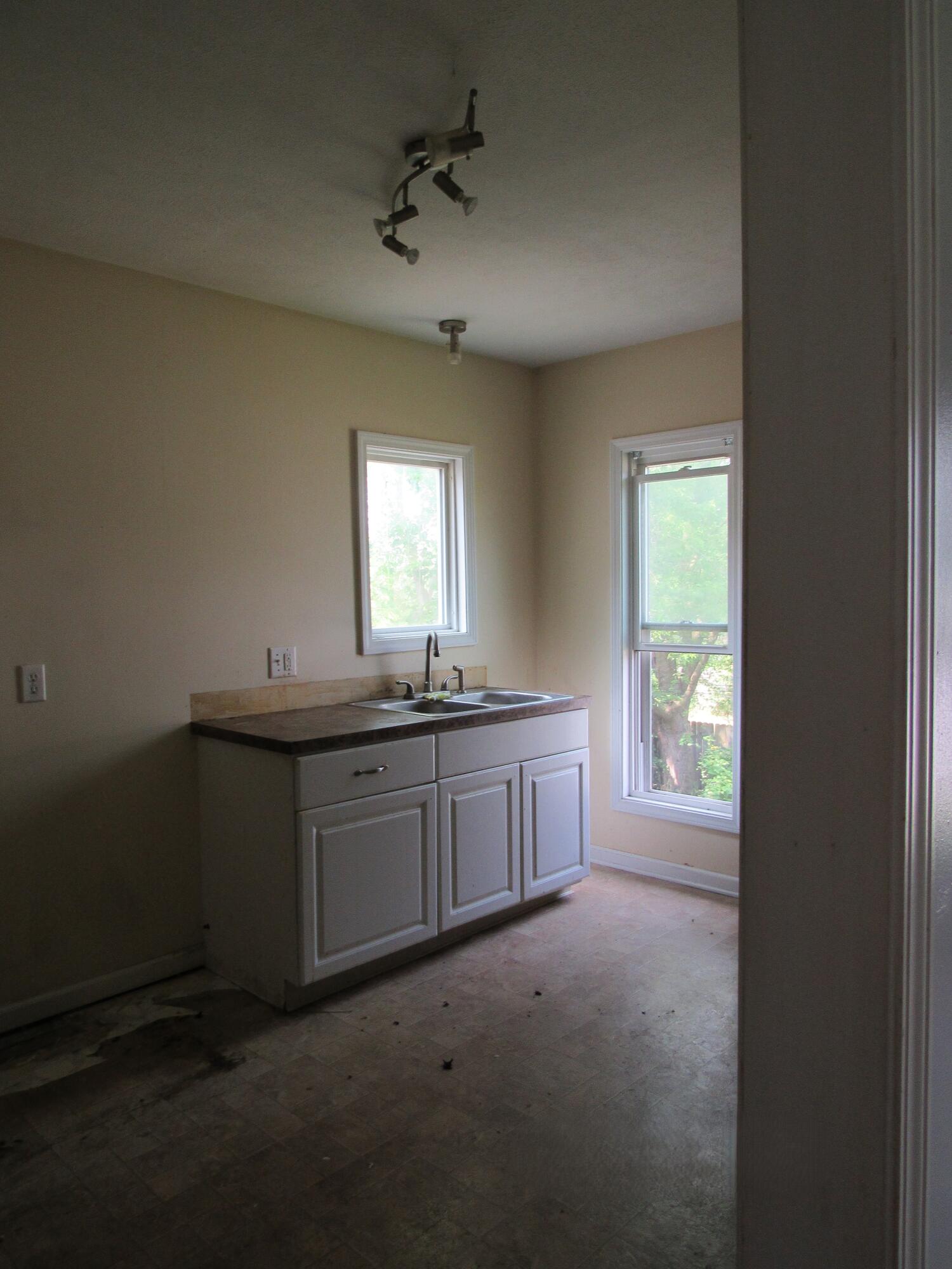 1167 Lafayette Avenue SE Grand Rapids MI 49507