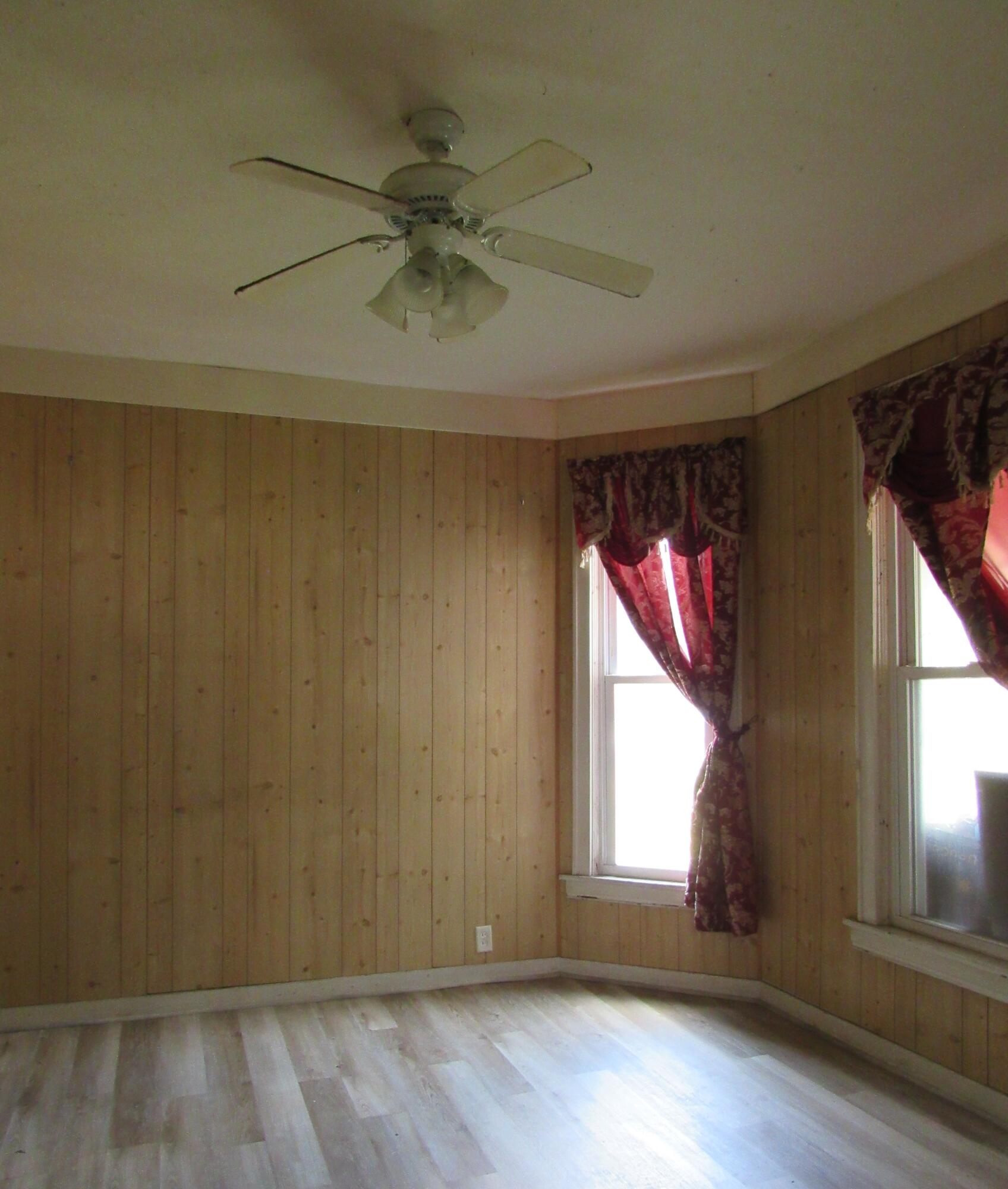 1167 Lafayette Avenue SE Grand Rapids MI 49507