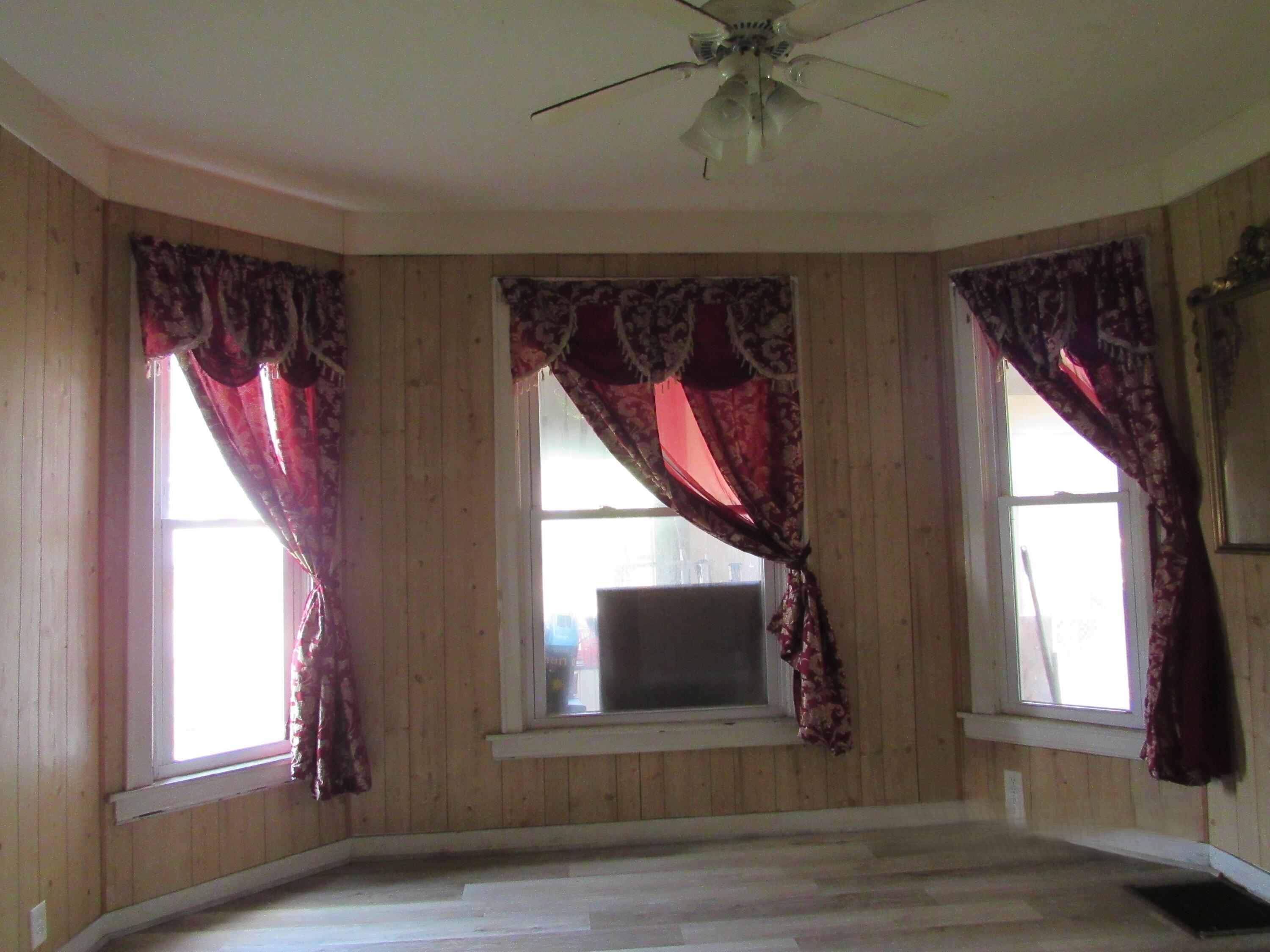 1167 Lafayette Avenue SE Grand Rapids MI 49507